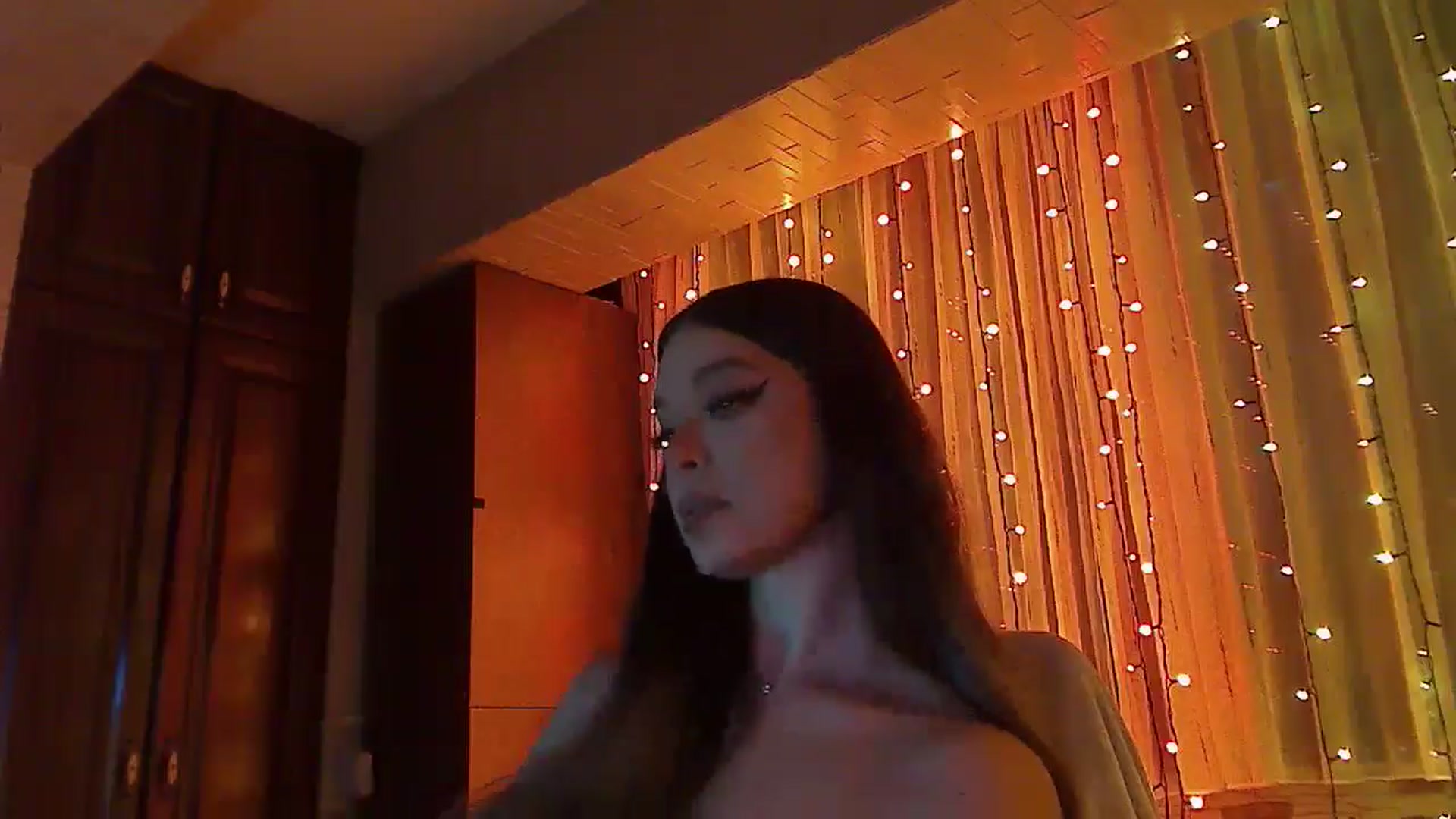 Gallery image thumbnail from No_bo_dy's myfreecams stream on, 01/18/2026, 24:00 image 5 of 20