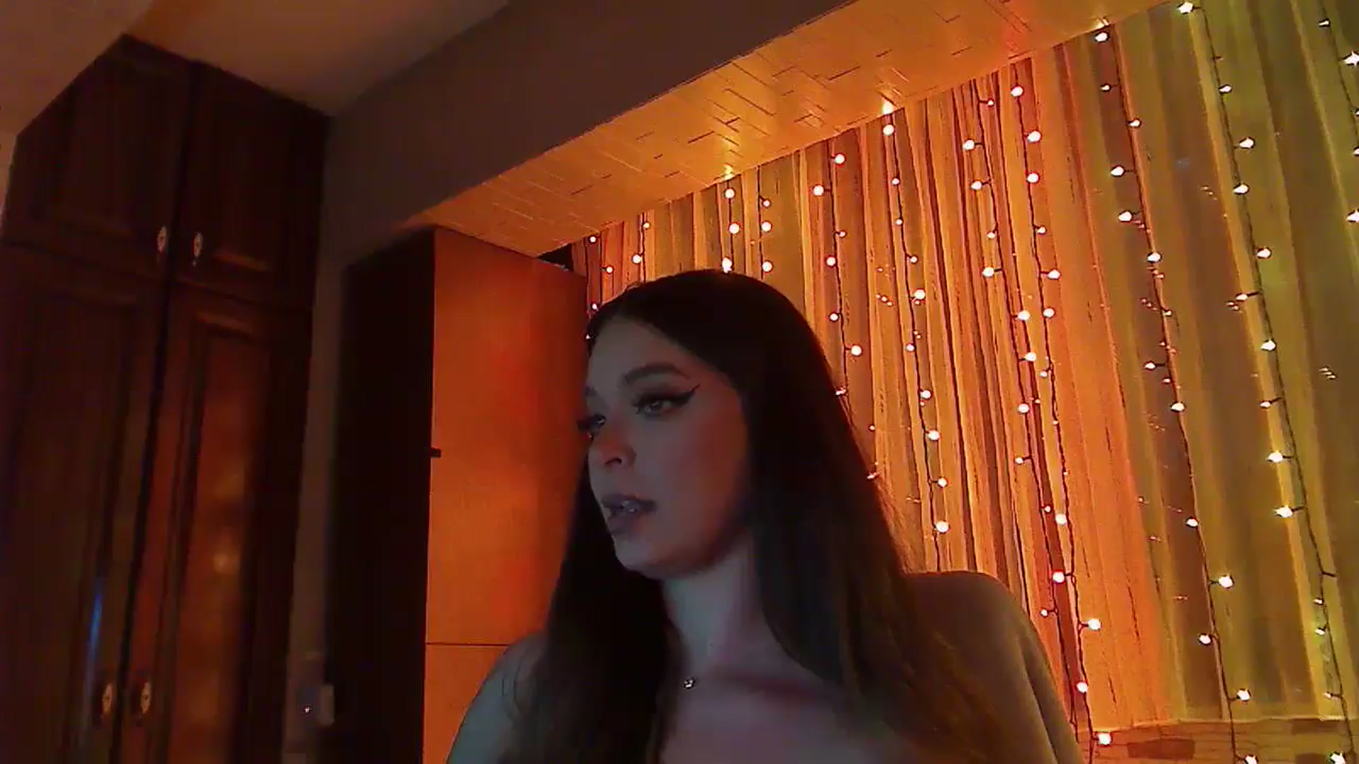 Gallery image thumbnail from No_bo_dy's myfreecams stream on, 01/18/2026, 02:13 image 15 of 20