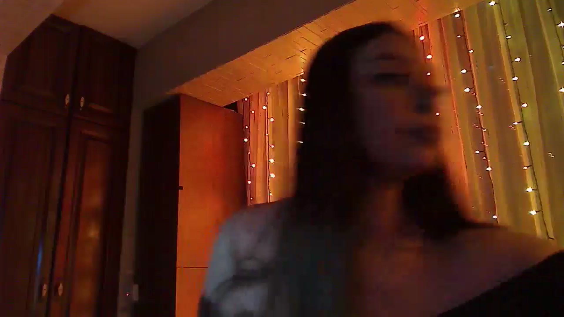 Gallery image thumbnail from No_bo_dy's myfreecams stream on, 01/18/2026, 02:13 image 12 of 20