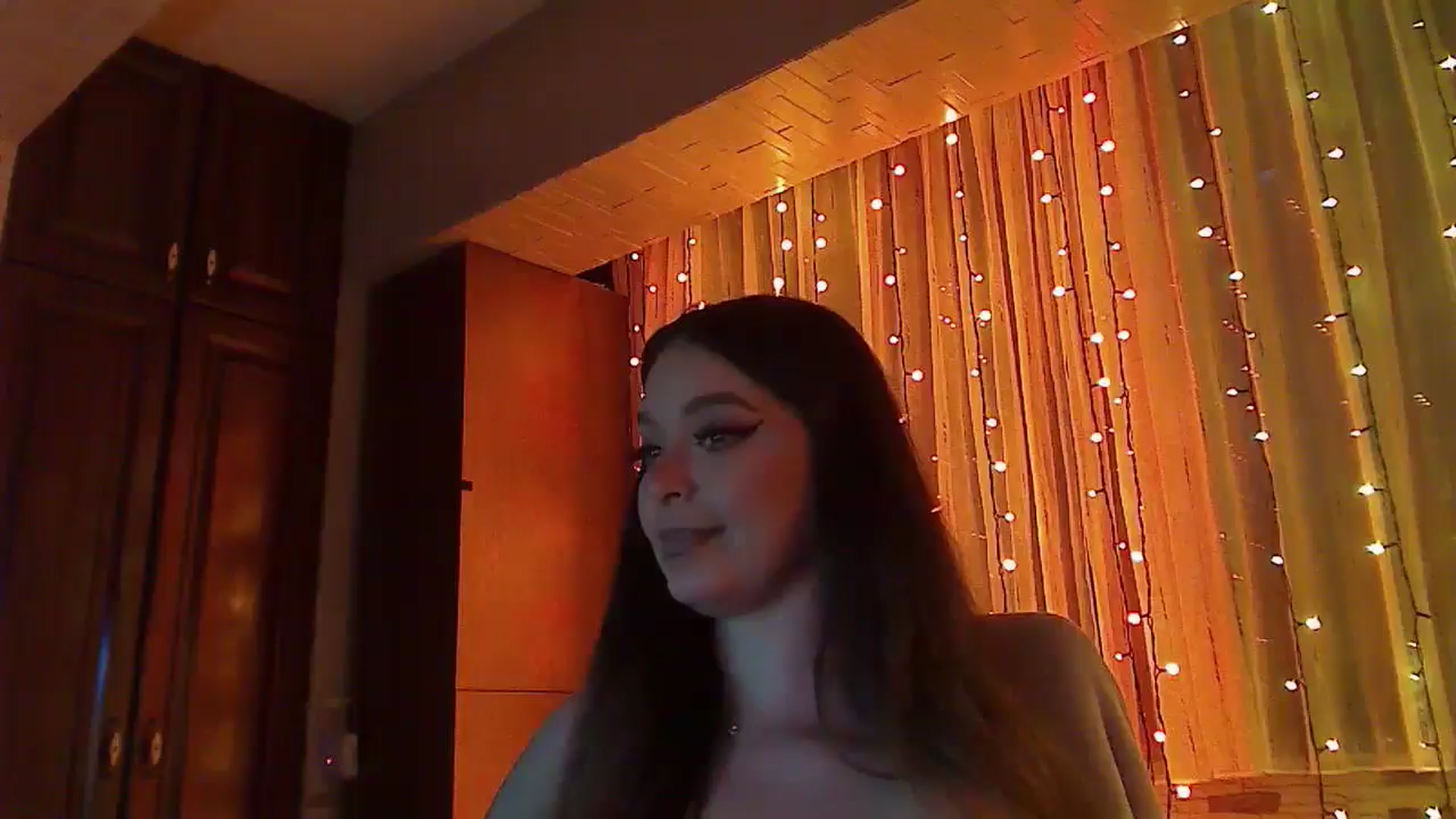 Gallery image thumbnail from No_bo_dy's myfreecams stream on, 01/18/2026, 02:13 image 19 of 20