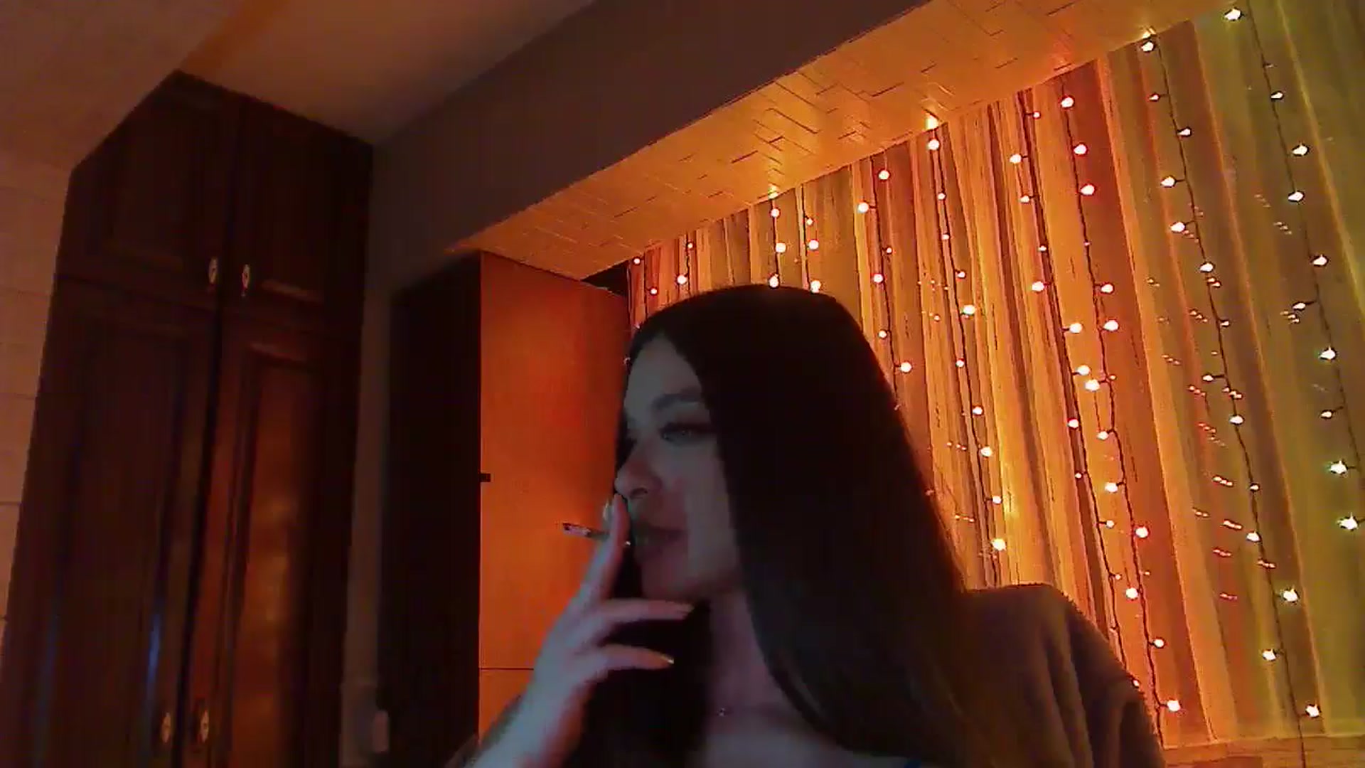 Gallery image thumbnail from No_bo_dy's myfreecams stream on, 01/24/2026, 04:33 image 12 of 20