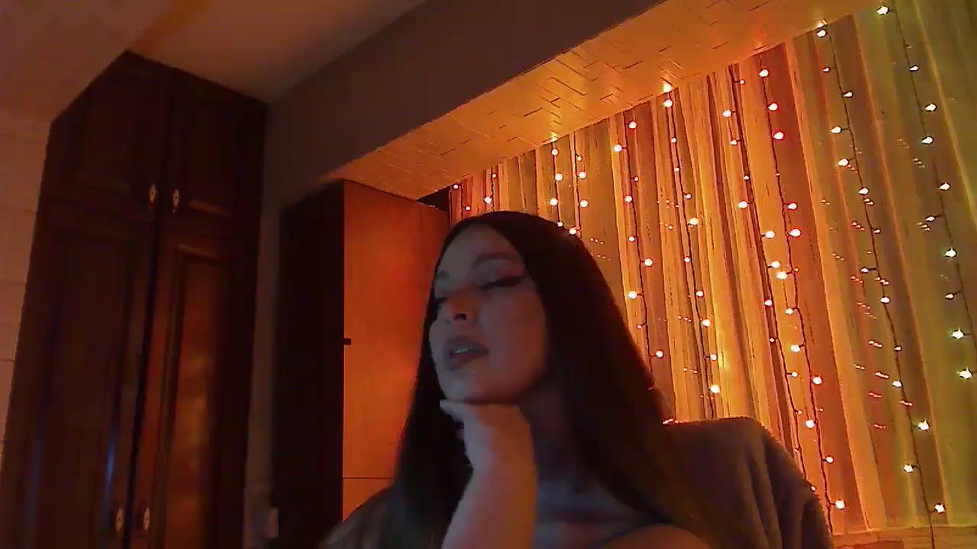 Gallery image thumbnail from No_bo_dy's myfreecams stream on, 01/24/2026, 04:33 image 5 of 20
