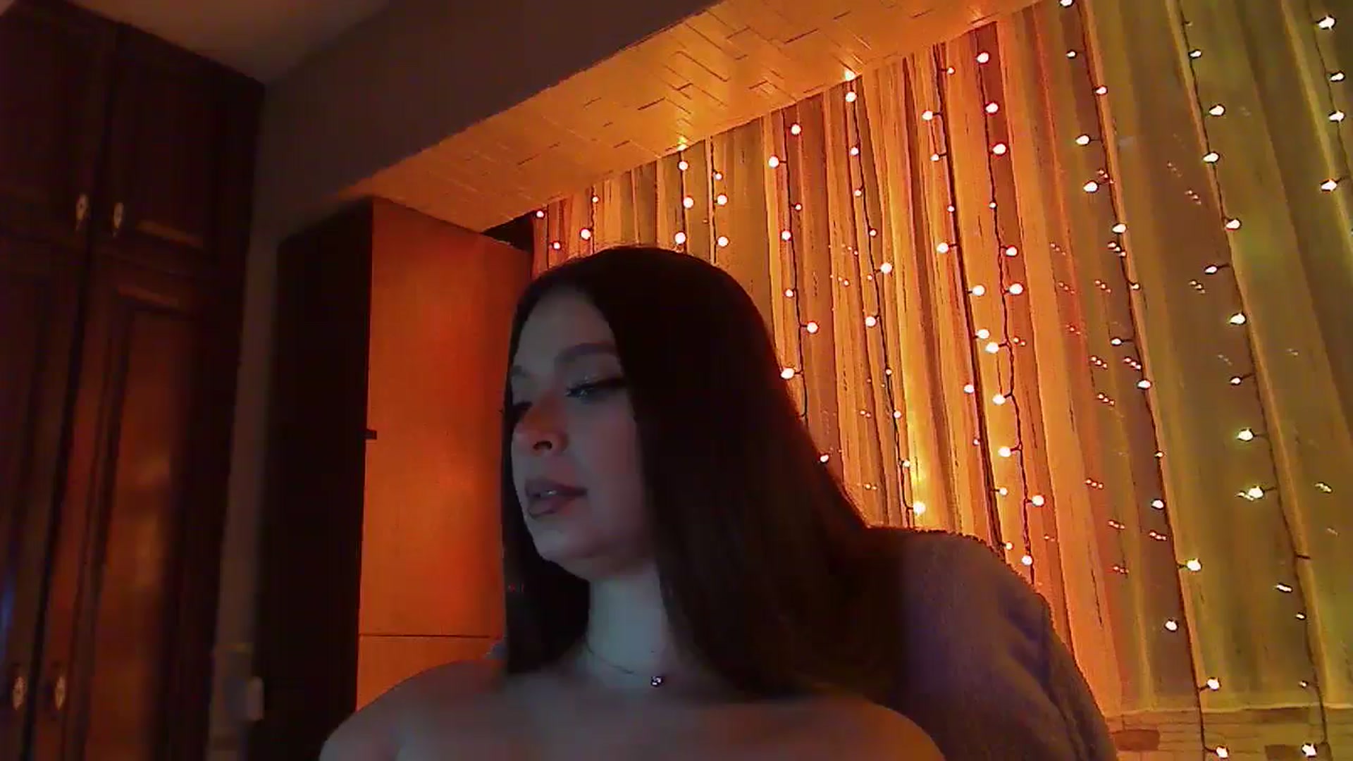 Gallery image thumbnail from No_bo_dy's myfreecams stream on, 01/25/2026, 04:12 image 12 of 20