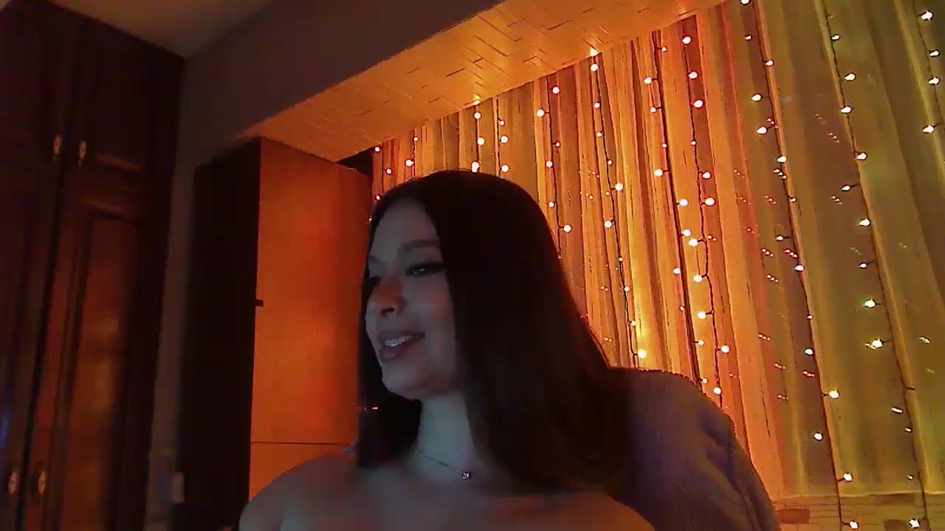 Gallery image thumbnail from No_bo_dy's myfreecams stream on, 01/25/2026, 04:12 image 10 of 20