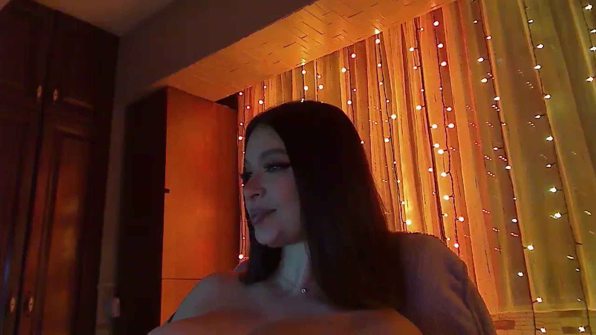 Gallery image thumbnail from No_bo_dy's myfreecams stream on, 01/25/2026, 04:12 image 4 of 20
