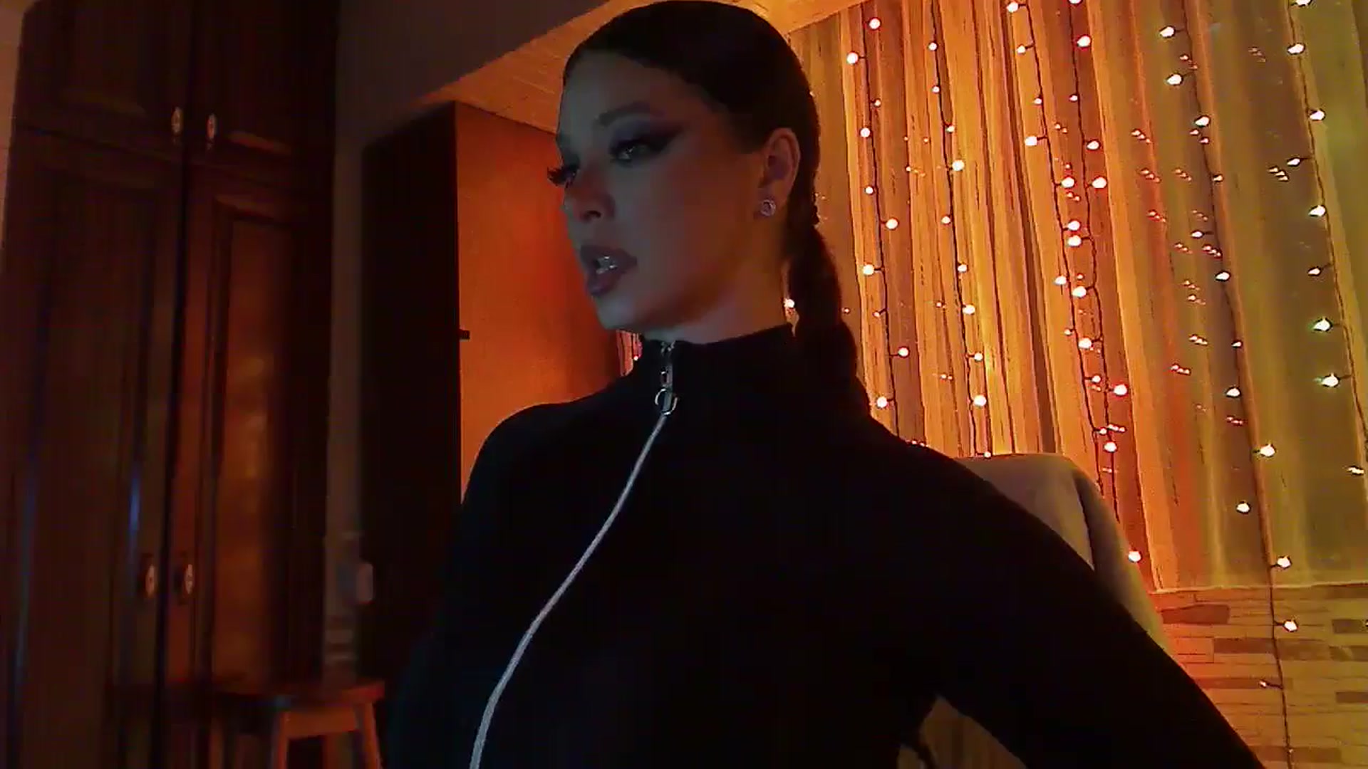 Gallery image thumbnail from No_bo_dy's myfreecams stream on, 01/26/2026, 02:11 image 19 of 20
