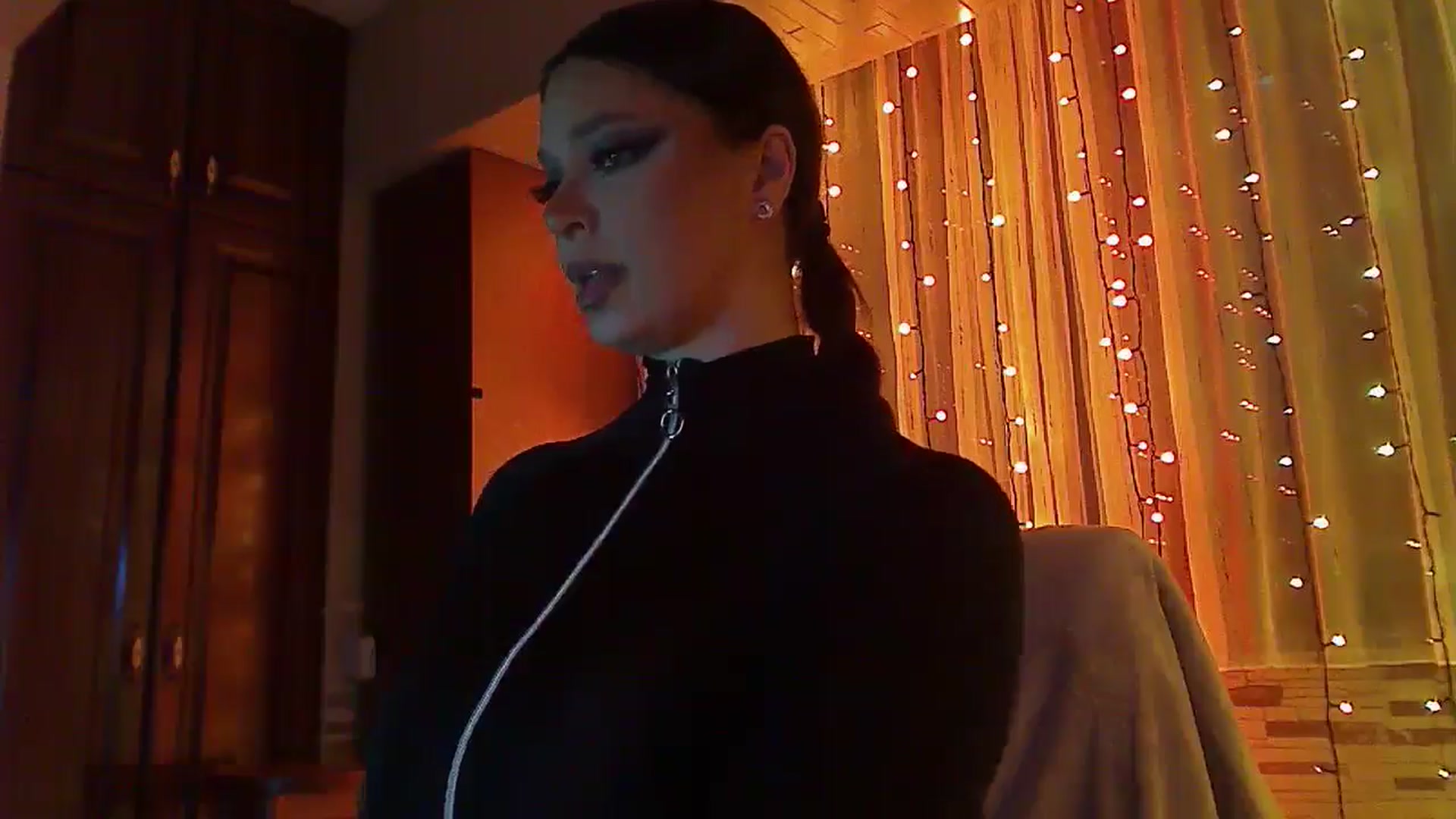 Gallery image thumbnail from No_bo_dy's myfreecams stream on, 01/26/2026, 03:45 image 6 of 20