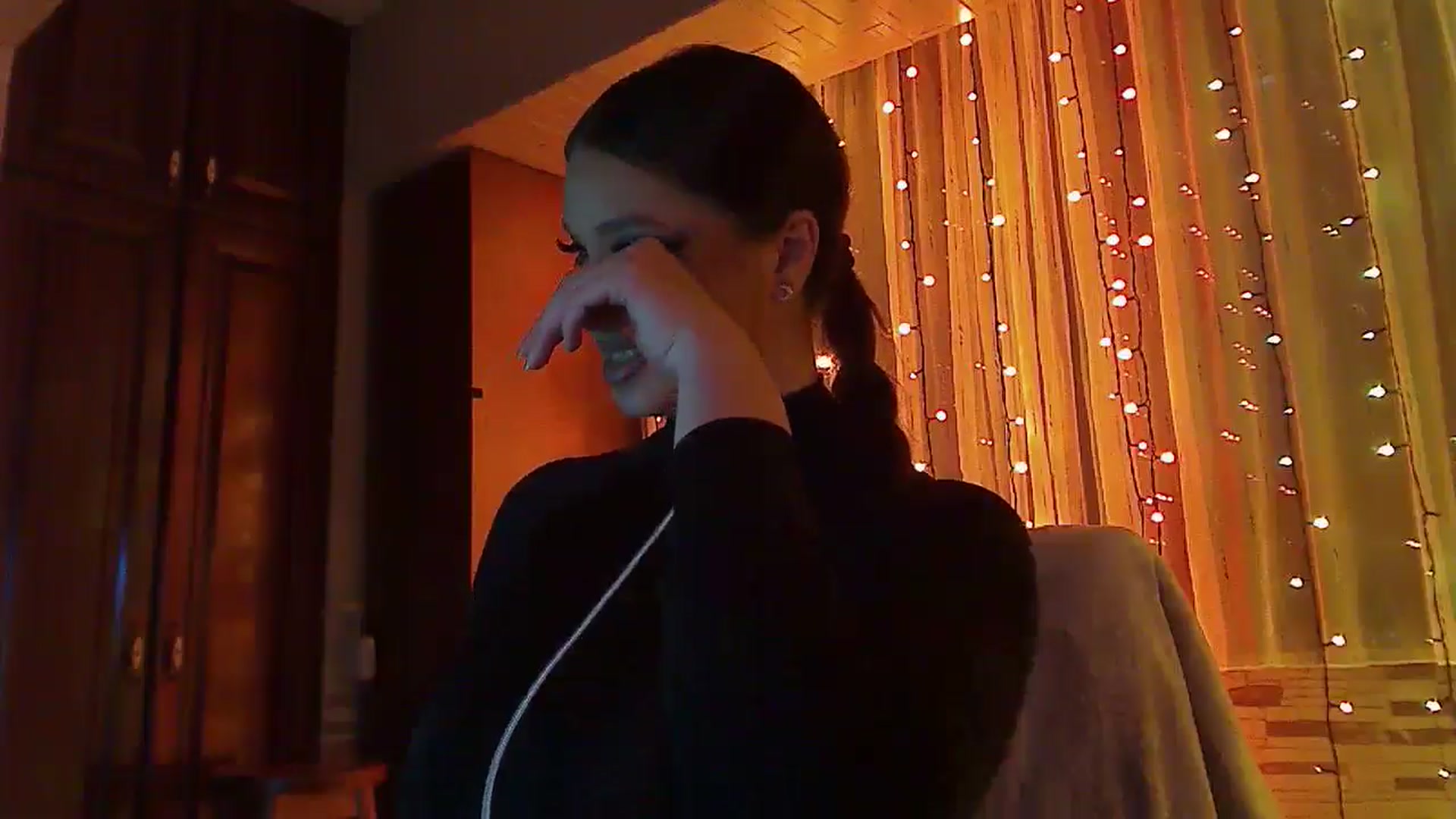 Gallery image thumbnail from No_bo_dy's myfreecams stream on, 01/26/2026, 03:45 image 4 of 20
