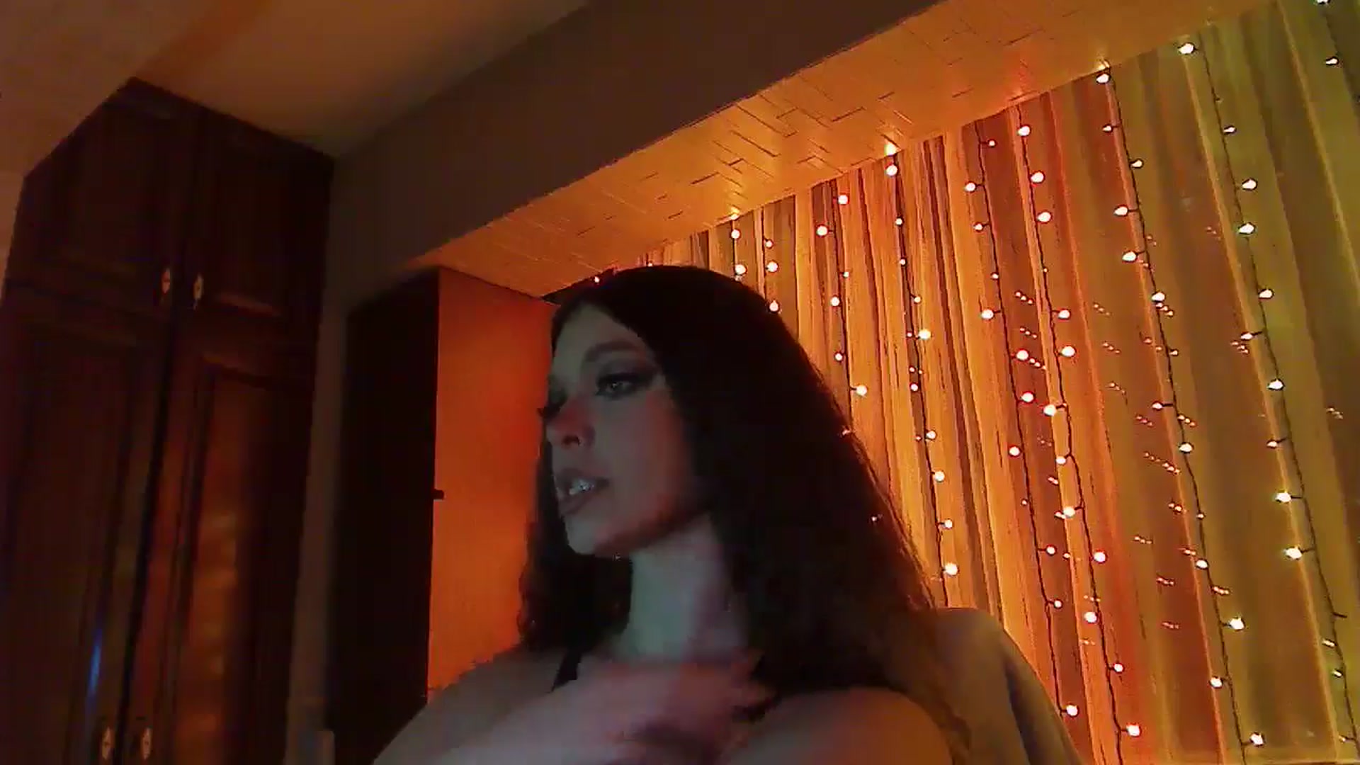 Gallery image thumbnail from No_bo_dy's myfreecams stream on, 01/31/2026, 03:15 image 13 of 20
