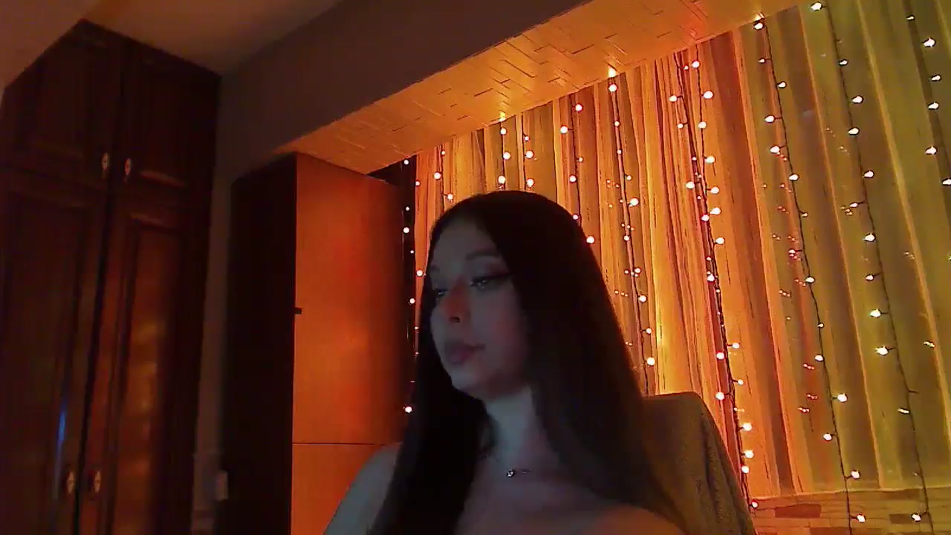 Gallery image thumbnail from No_bo_dy's myfreecams stream on, 02/07/2026, 04:01 image 10 of 20