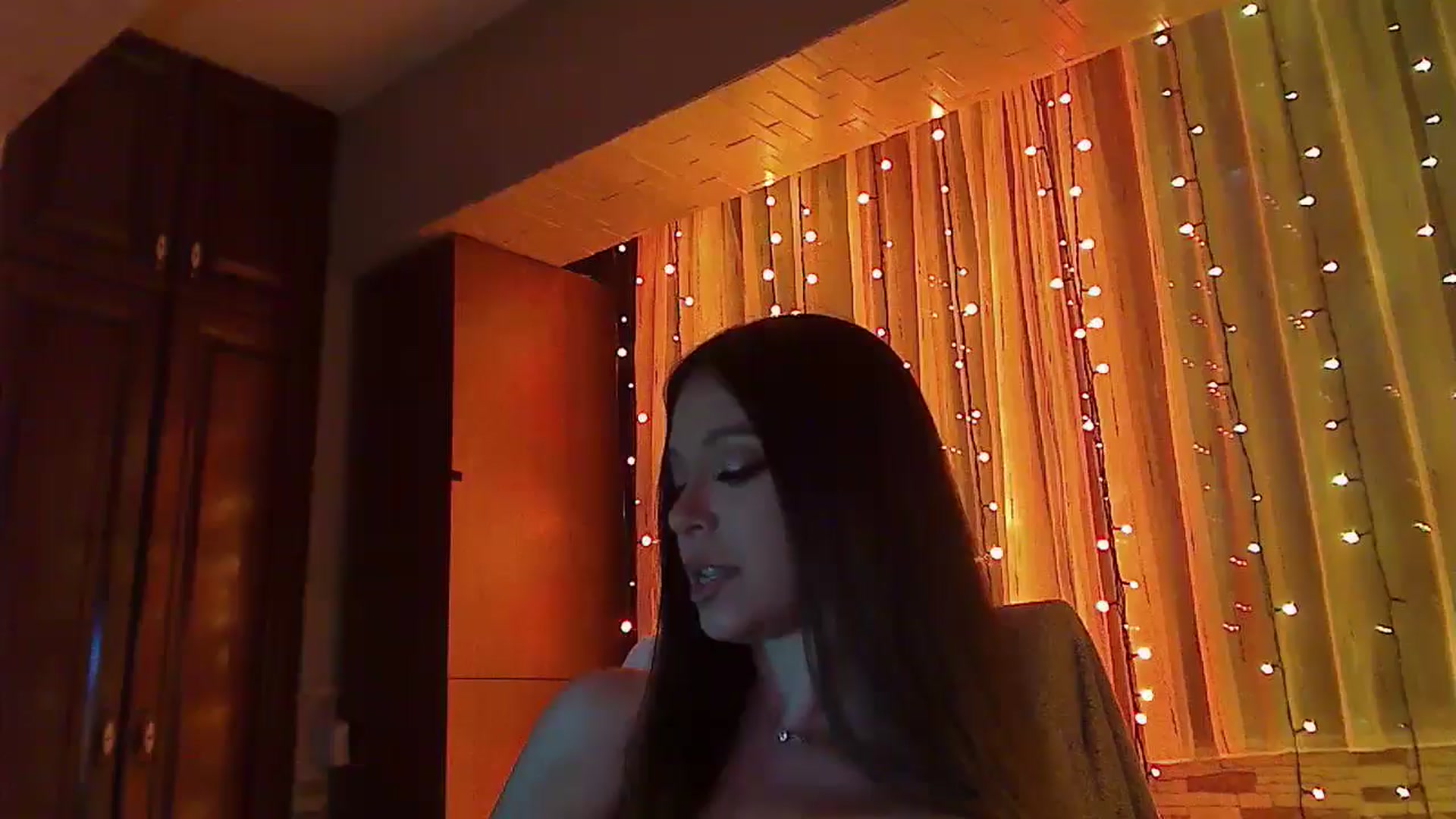 Gallery image thumbnail from No_bo_dy's myfreecams stream on, 02/07/2026, 04:01 image 12 of 20