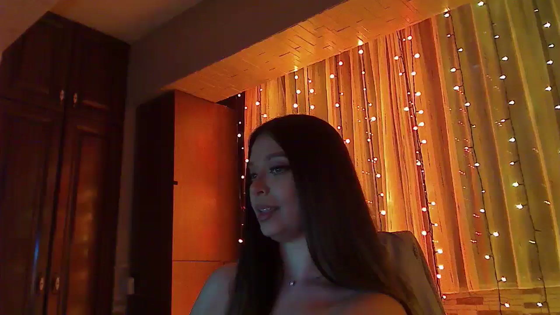 Gallery image thumbnail from No_bo_dy's myfreecams stream on, 02/07/2026, 04:01 image 1 of 20
