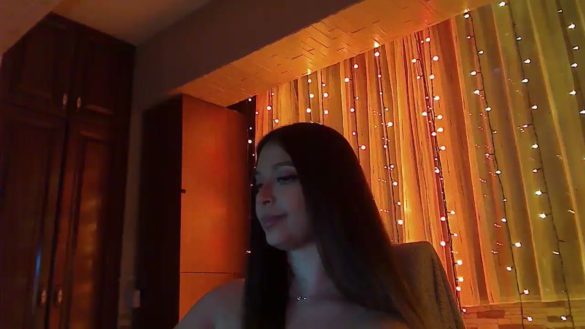 Gallery image thumbnail from No_bo_dy's myfreecams stream on, 02/07/2026, 04:01 image 14 of 20