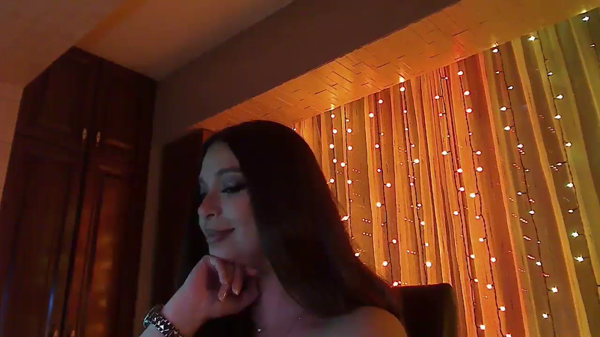 Gallery image thumbnail from No_bo_dy's myfreecams stream on, 02/08/2026, 04:17 image 16 of 20