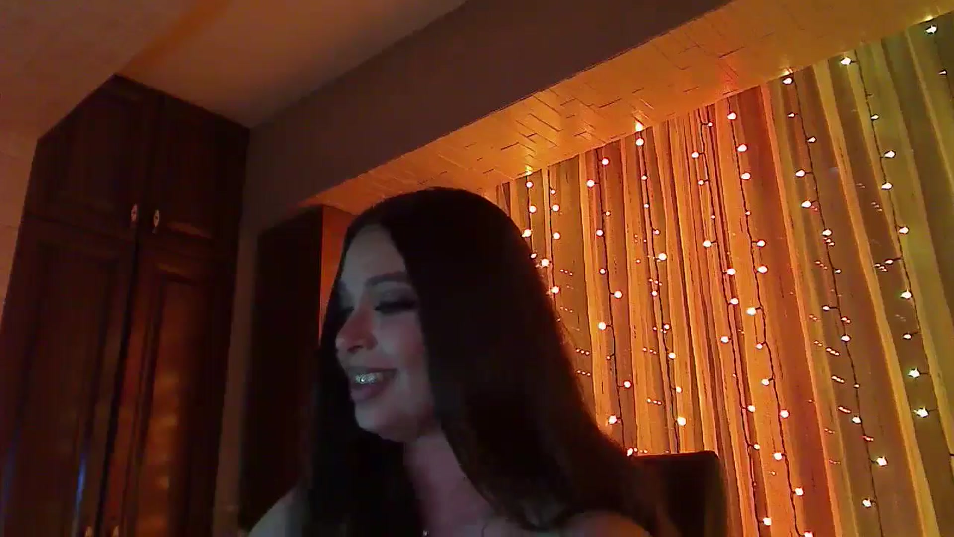 Gallery image thumbnail from No_bo_dy's myfreecams stream on, 02/08/2026, 04:17 image 13 of 20
