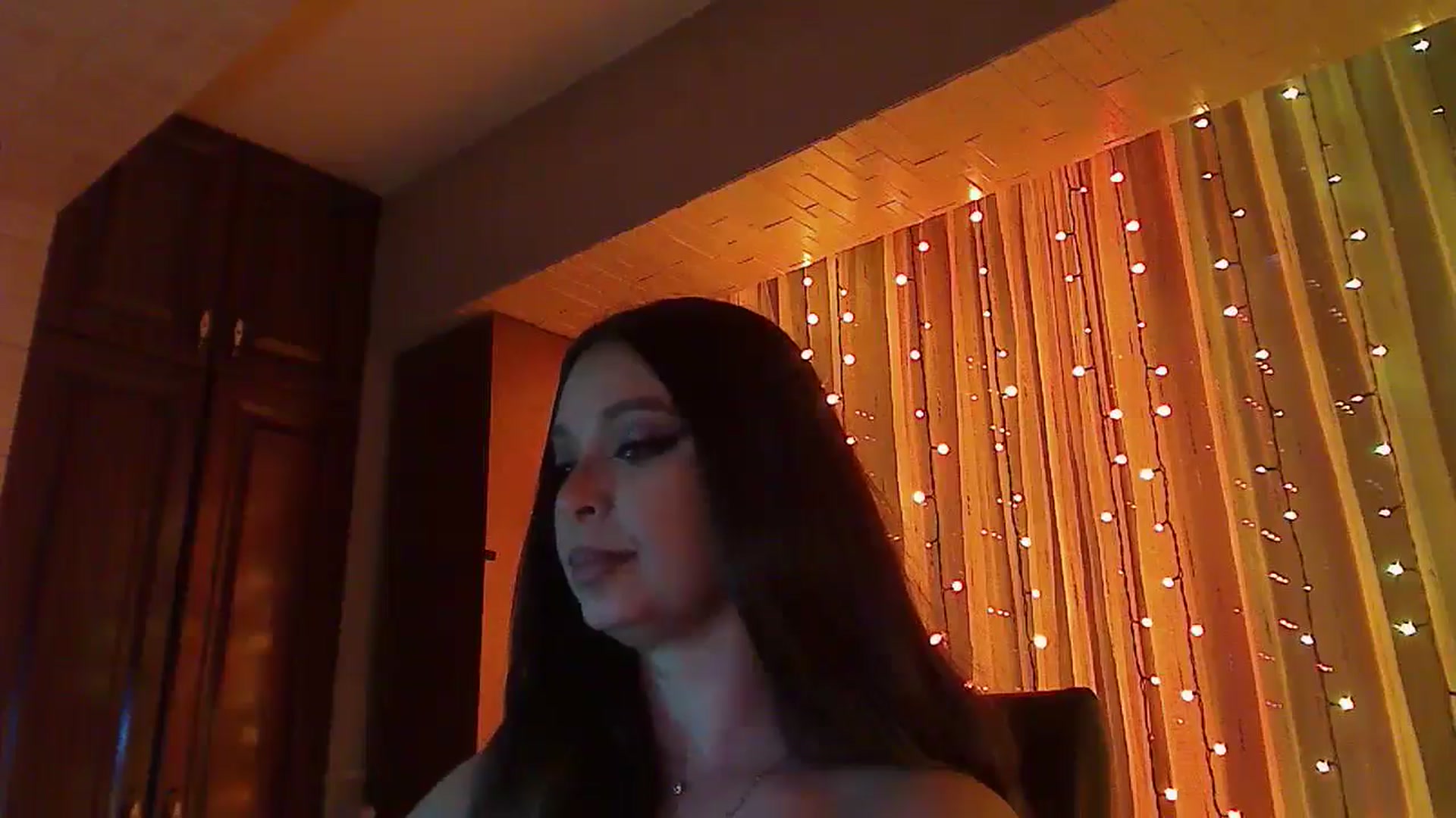 Gallery image thumbnail from No_bo_dy's myfreecams stream on, 02/08/2026, 04:17 image 18 of 20
