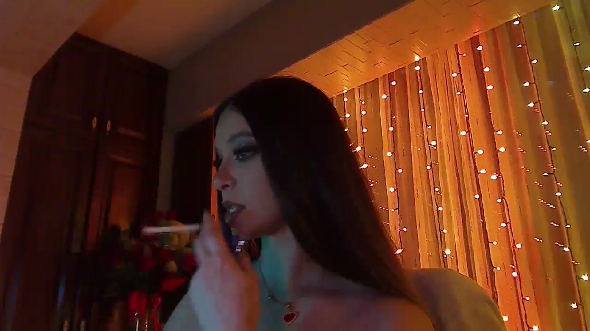 Gallery image thumbnail from No_bo_dy's myfreecams stream on, 02/15/2026, 05:27 image 18 of 20