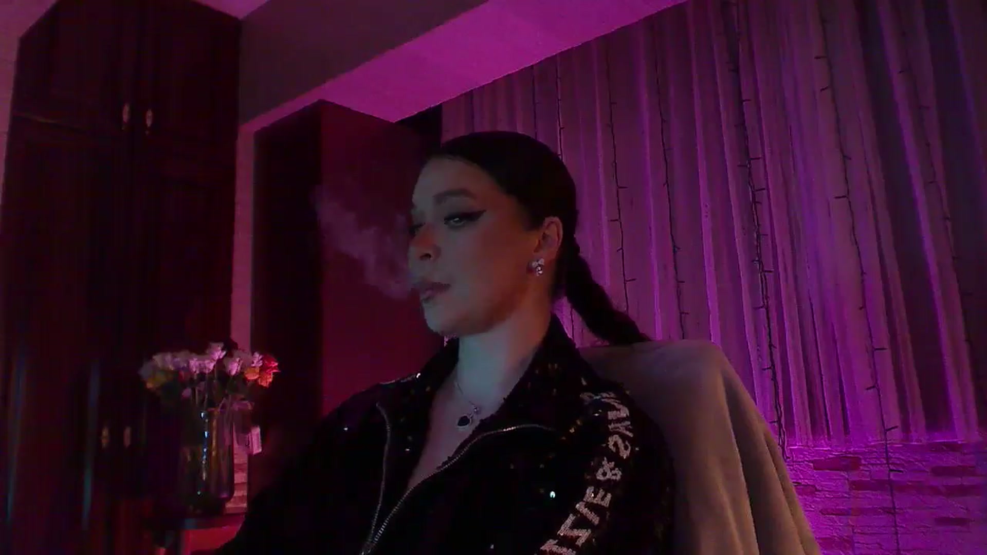 Gallery image thumbnail from No_bo_dy's myfreecams stream on, 02/28/2026, 24:37 image 3 of 20