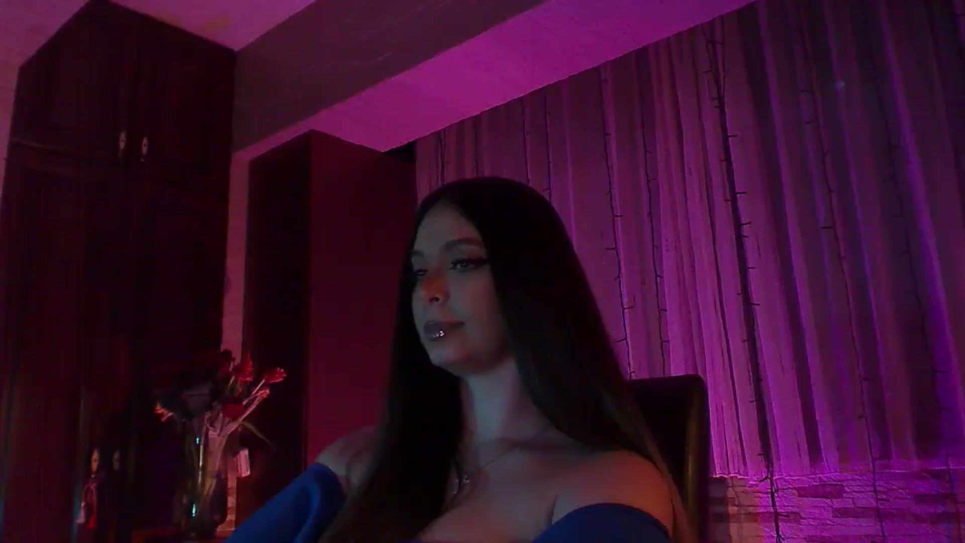Gallery image thumbnail from No_bo_dy's myfreecams stream on, 03/07/2026, 02:52 image 2 of 20