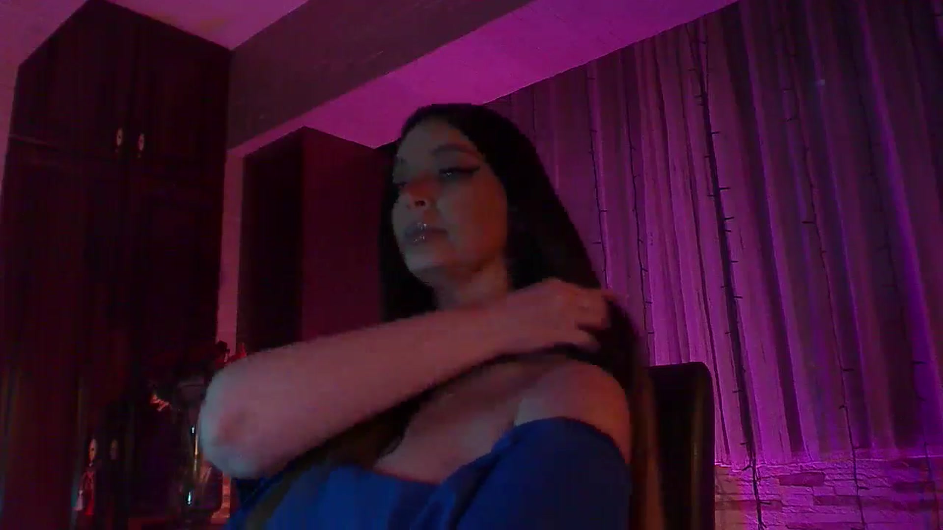 Gallery image thumbnail from No_bo_dy's myfreecams stream on, 03/07/2026, 02:52 image 12 of 20