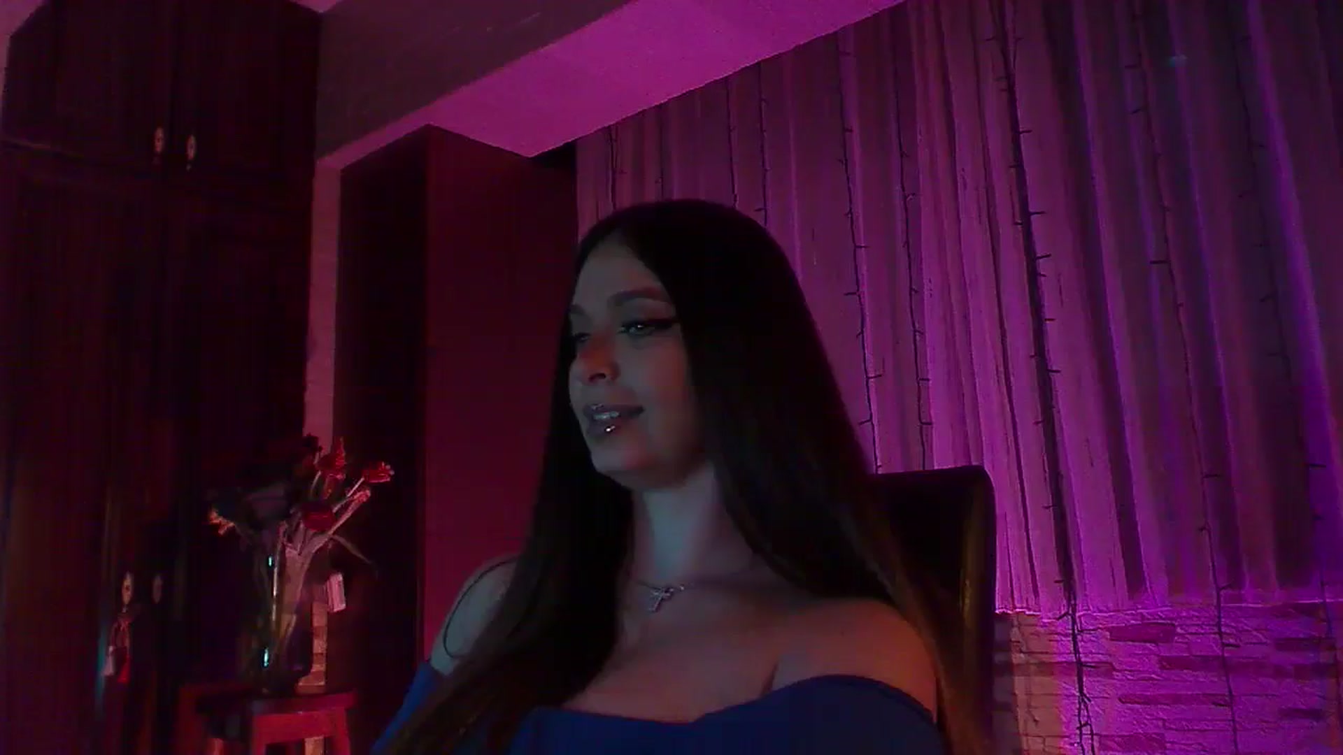 Gallery image thumbnail from No_bo_dy's myfreecams stream on, 03/07/2026, 03:52 image 18 of 20