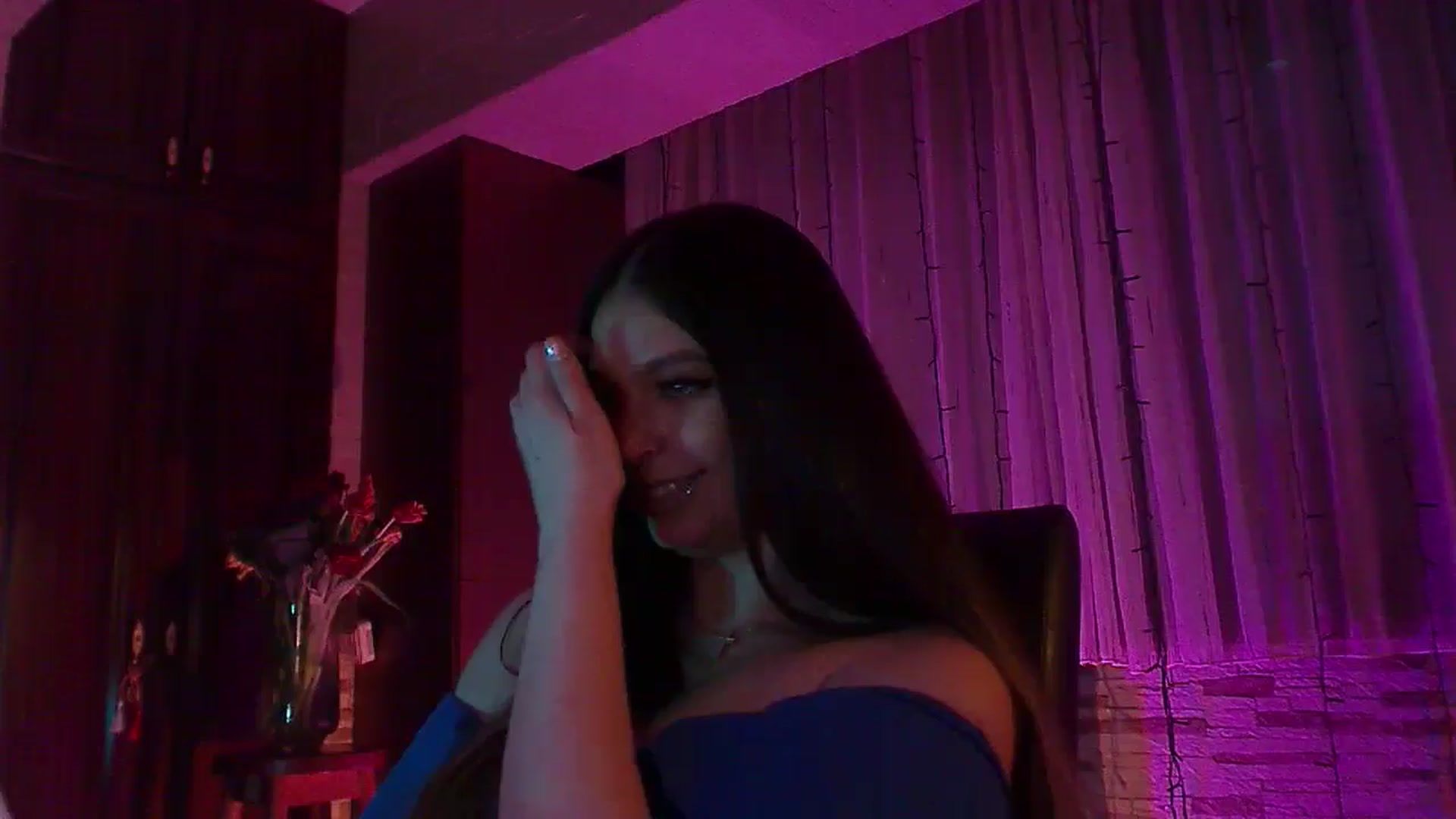 Gallery image thumbnail from No_bo_dy's myfreecams stream on, 03/07/2026, 03:52 image 6 of 20