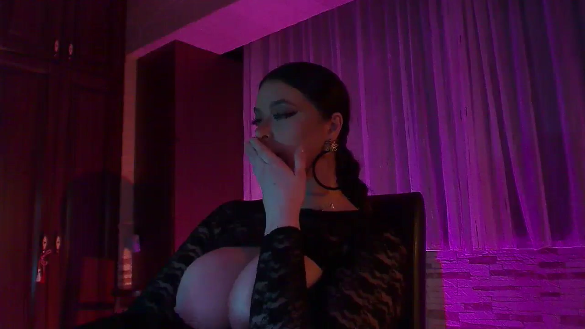 Gallery image thumbnail from No_bo_dy's myfreecams stream on, 03/28/2026, 04:33 image 20 of 20