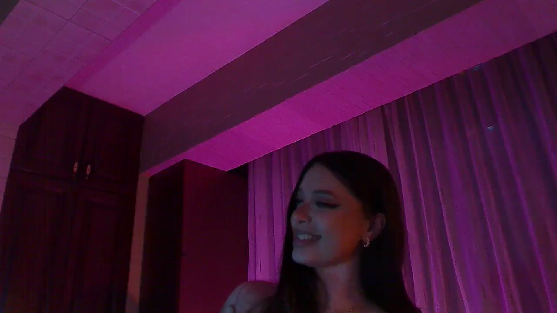 Gallery image thumbnail from No_bo_dy's myfreecams stream on, 03/30/2026, 03:58 image 7 of 20