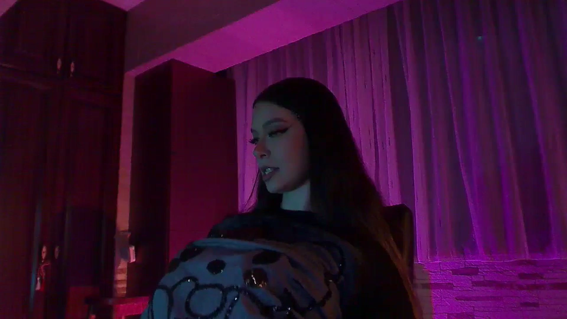 Gallery image thumbnail from No_bo_dy's myfreecams stream on, 04/04/2026, 02:27 image 7 of 20