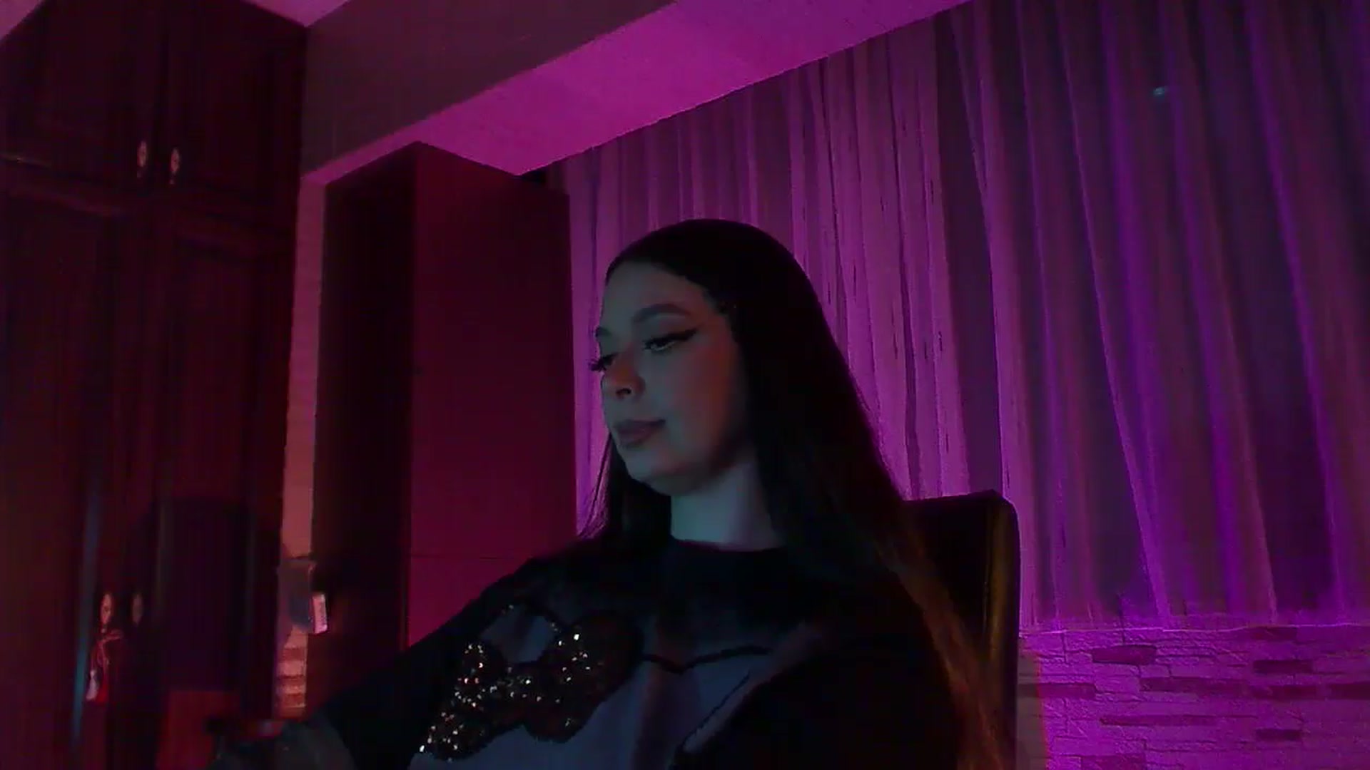 Gallery image thumbnail from No_bo_dy's myfreecams stream on, 04/04/2026, 02:27 image 2 of 20