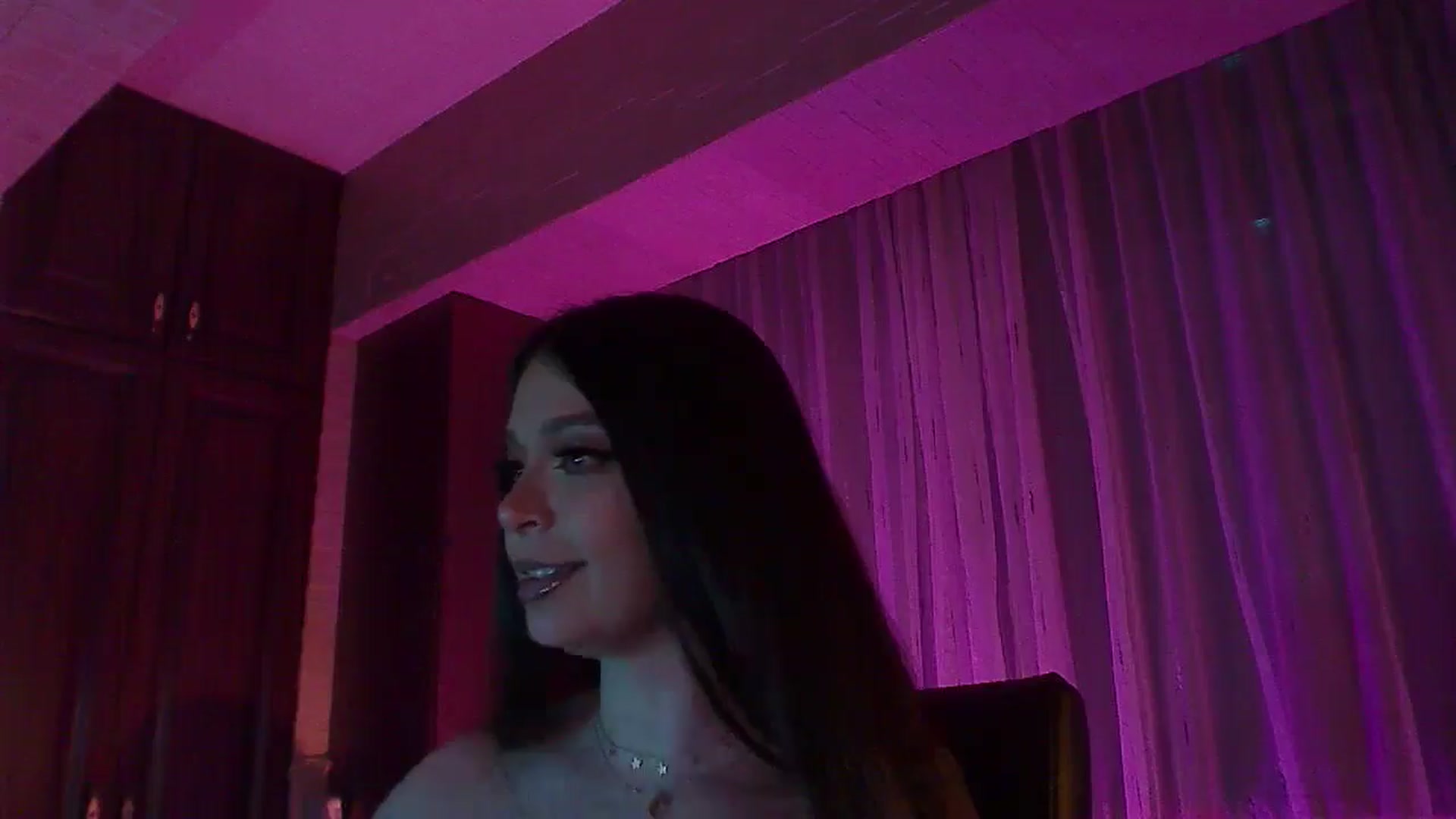 Gallery image thumbnail from No_bo_dy's myfreecams stream on, 04/05/2026, 05:32 image 17 of 20