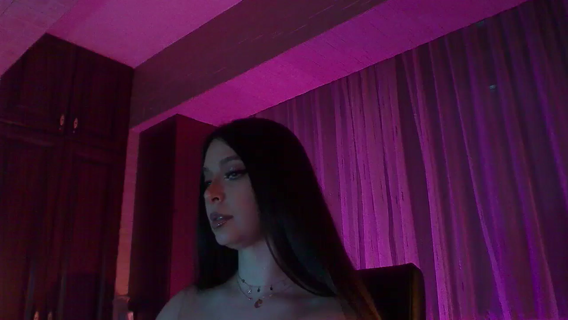 Gallery image thumbnail from No_bo_dy's myfreecams stream on, 04/05/2026, 05:32 image 12 of 20
