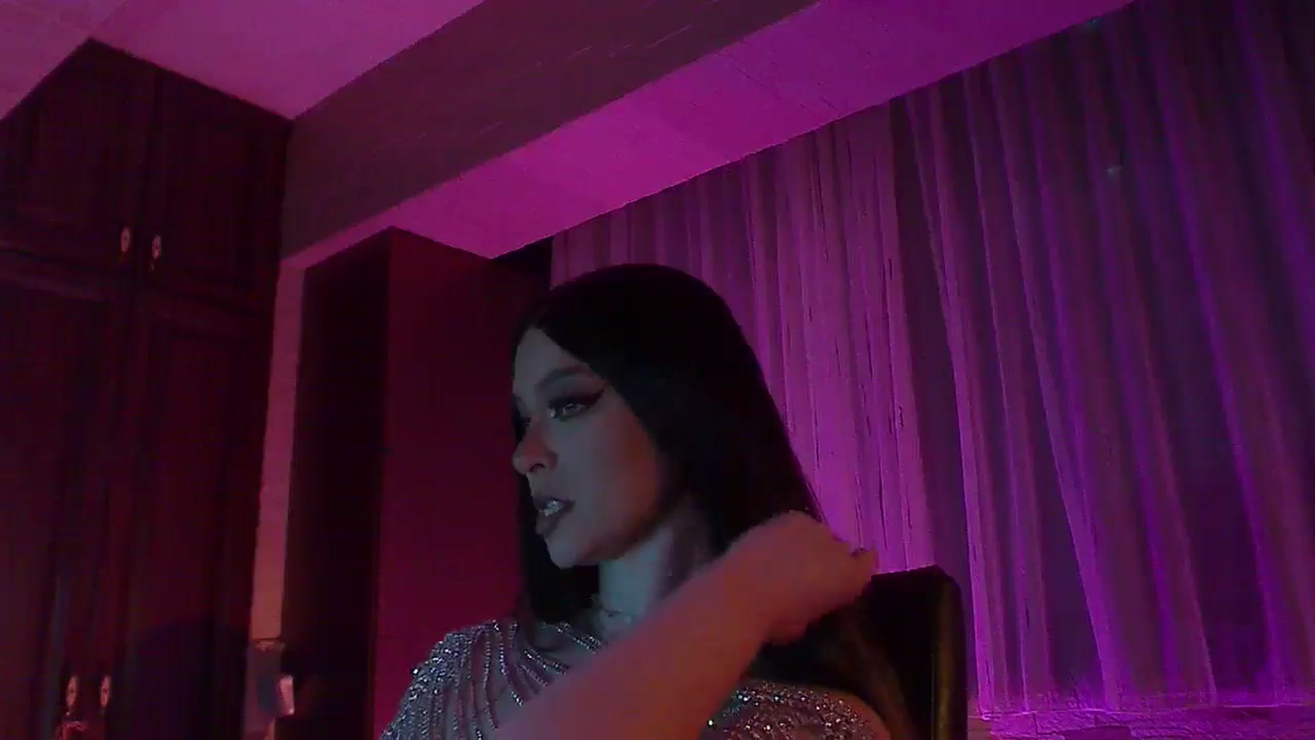 Gallery image thumbnail from No_bo_dy's myfreecams stream on, 04/11/2026, 24:00 image 19 of 20