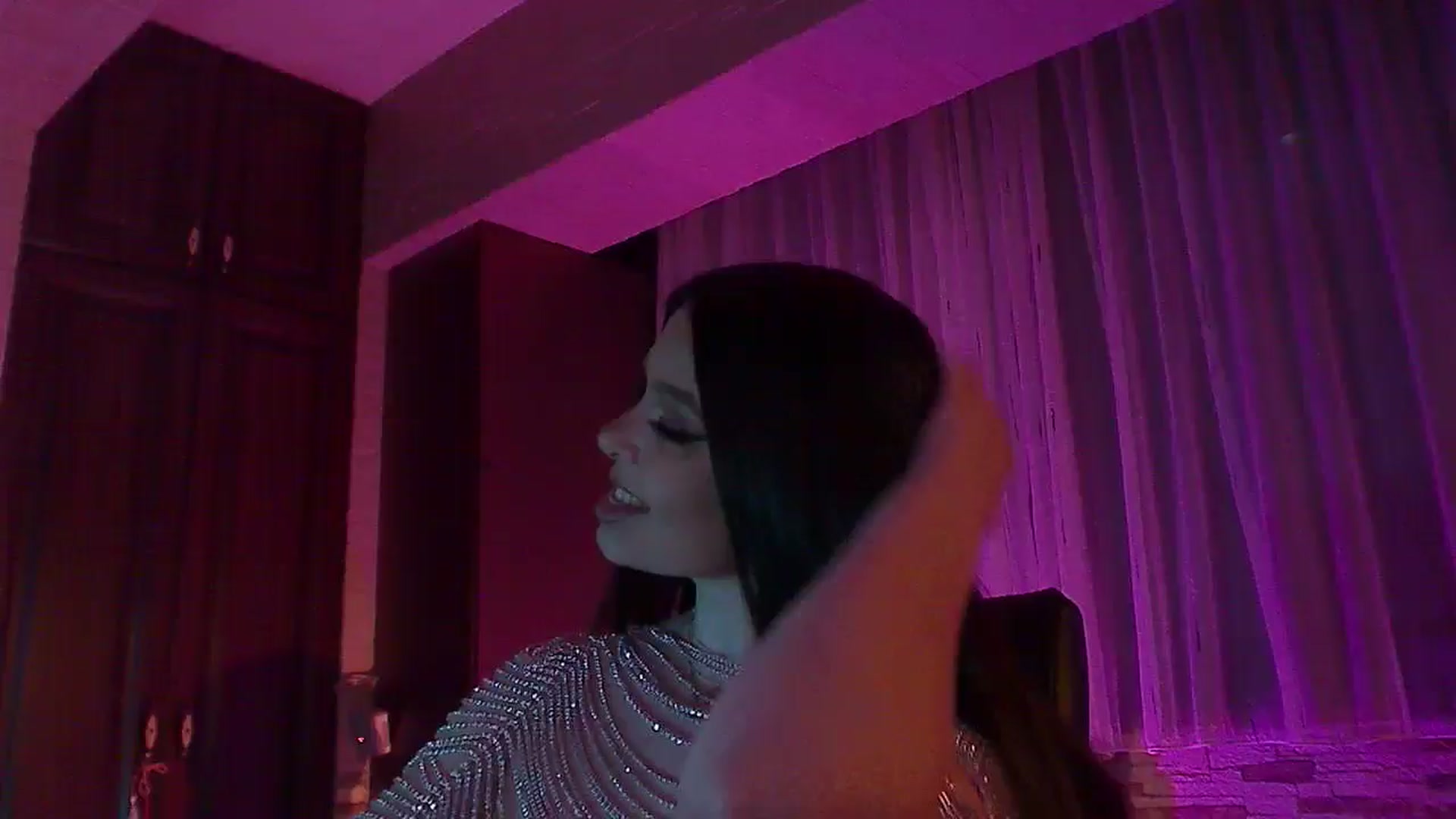 Gallery image thumbnail from No_bo_dy's myfreecams stream on, 04/11/2026, 05:10 image 1 of 20