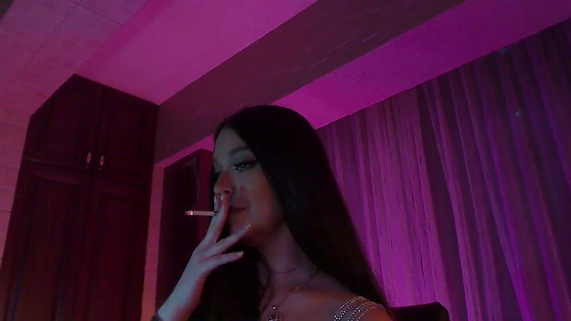 Gallery image thumbnail from No_bo_dy's myfreecams stream on, 04/11/2026, 05:10 image 18 of 20