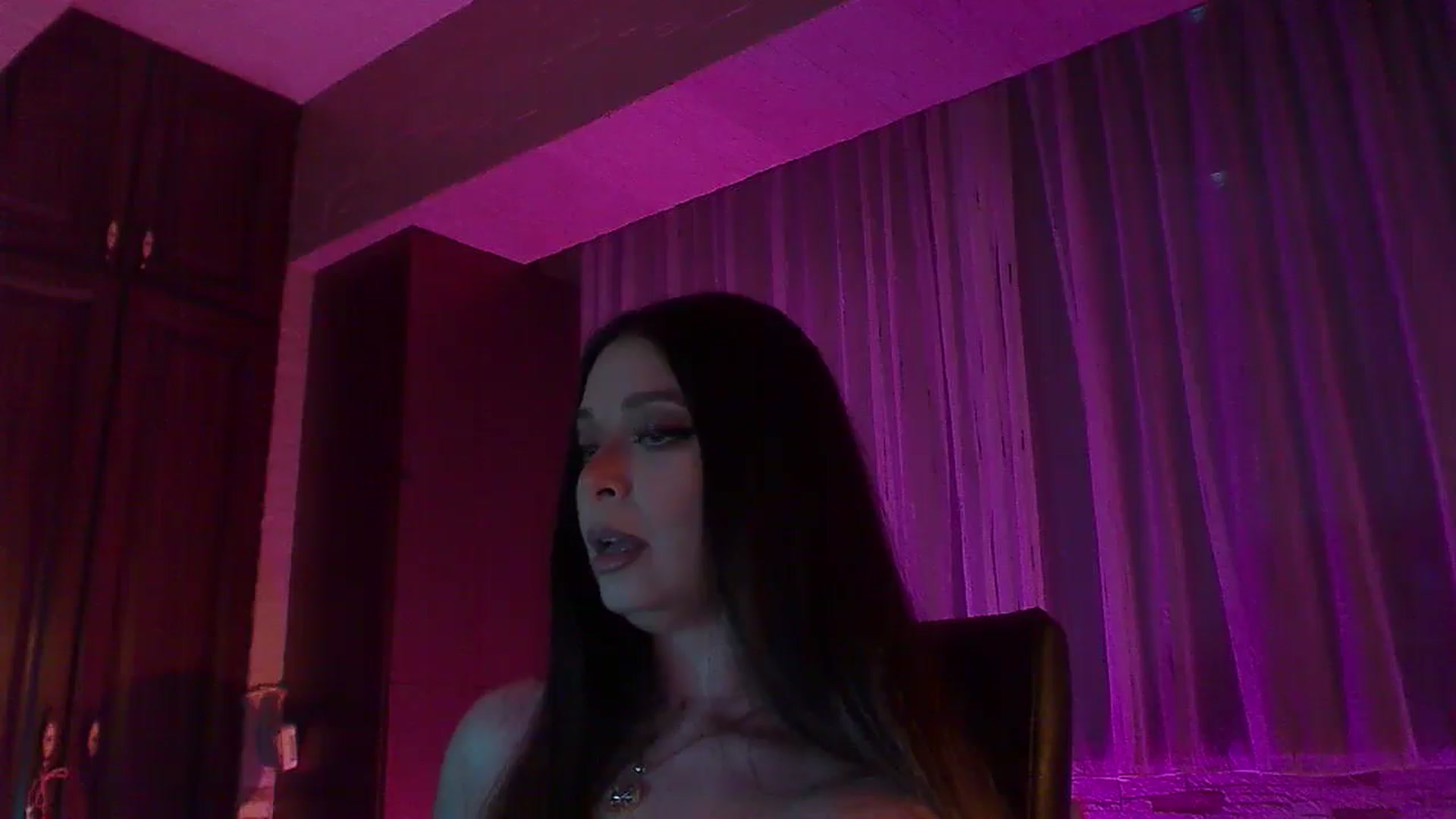 Gallery image thumbnail from No_bo_dy's myfreecams stream on, 04/13/2026, 03:17 image 18 of 20