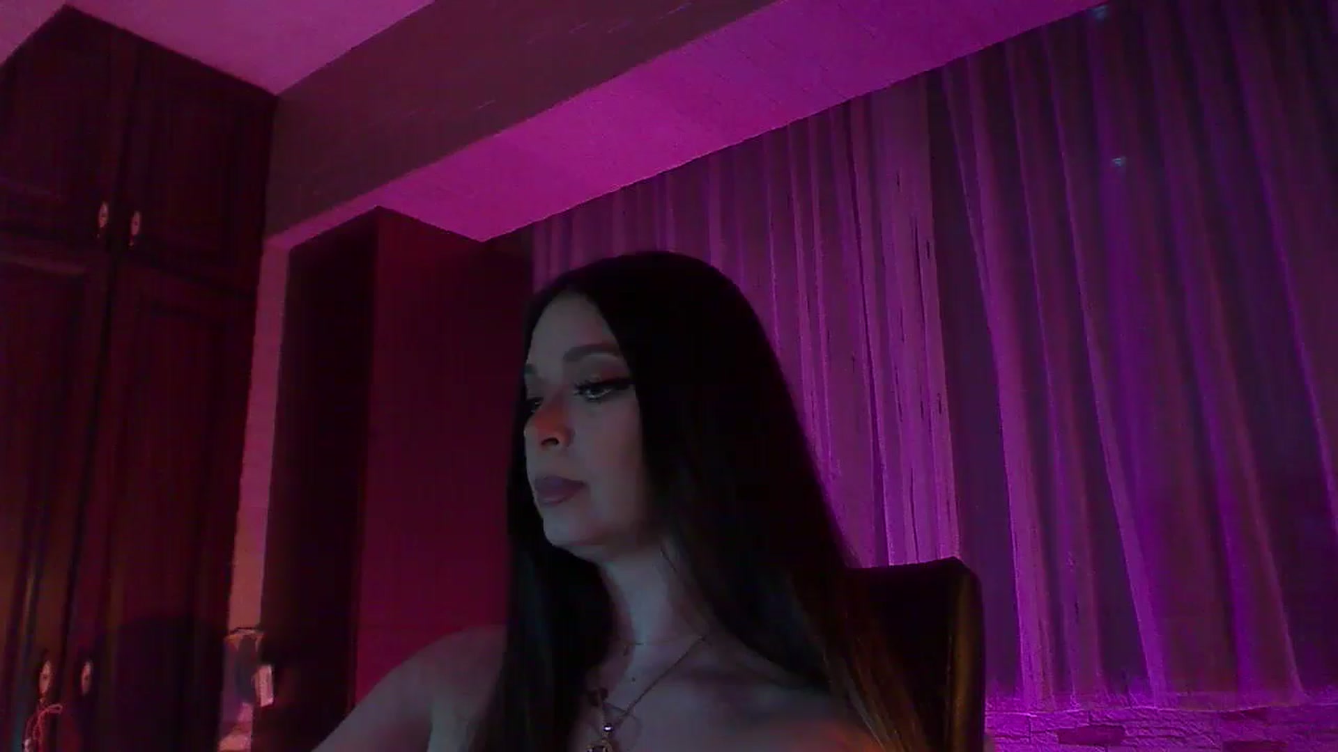 Gallery image thumbnail from No_bo_dy's myfreecams stream on, 04/13/2026, 03:17 image 1 of 20