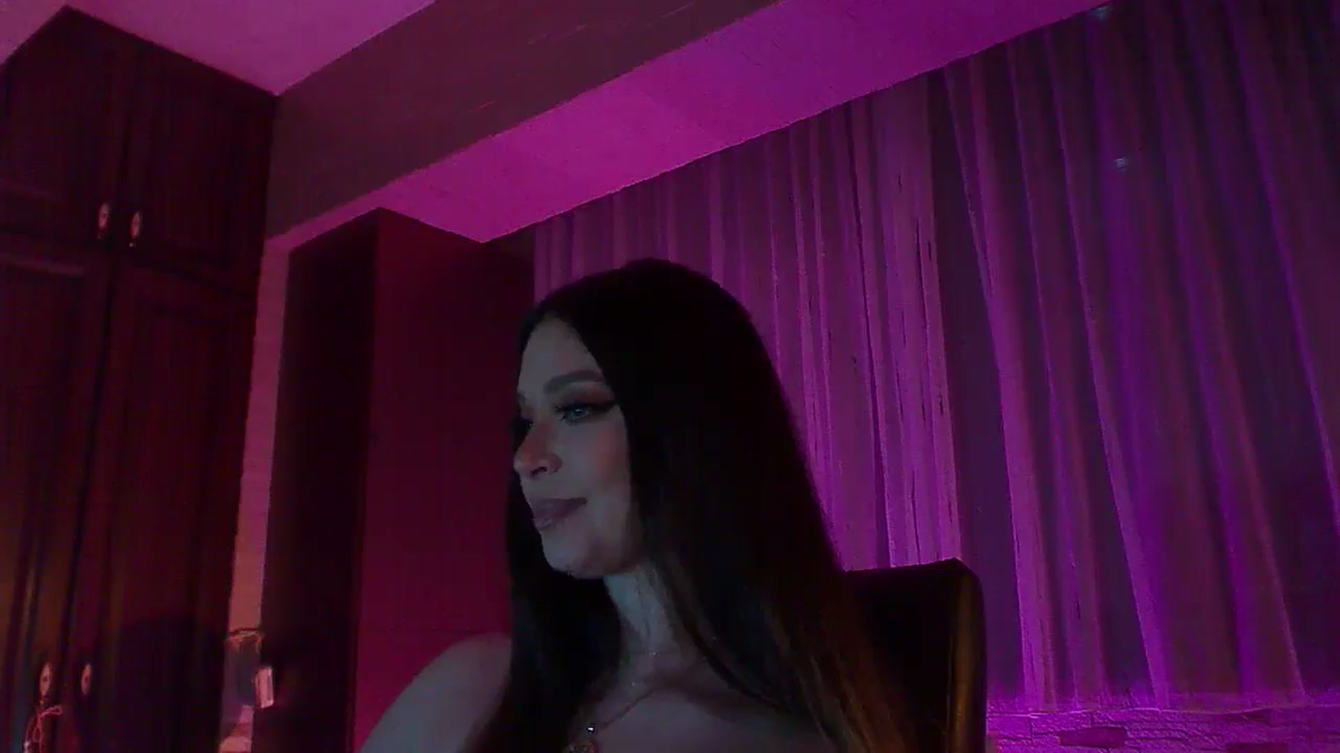 Gallery image thumbnail from No_bo_dy's myfreecams stream on, 04/13/2026, 03:17 image 13 of 20