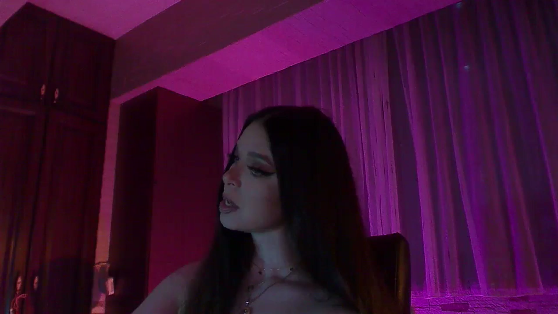 Gallery image thumbnail from No_bo_dy's myfreecams stream on, 04/13/2026, 03:17 image 2 of 20