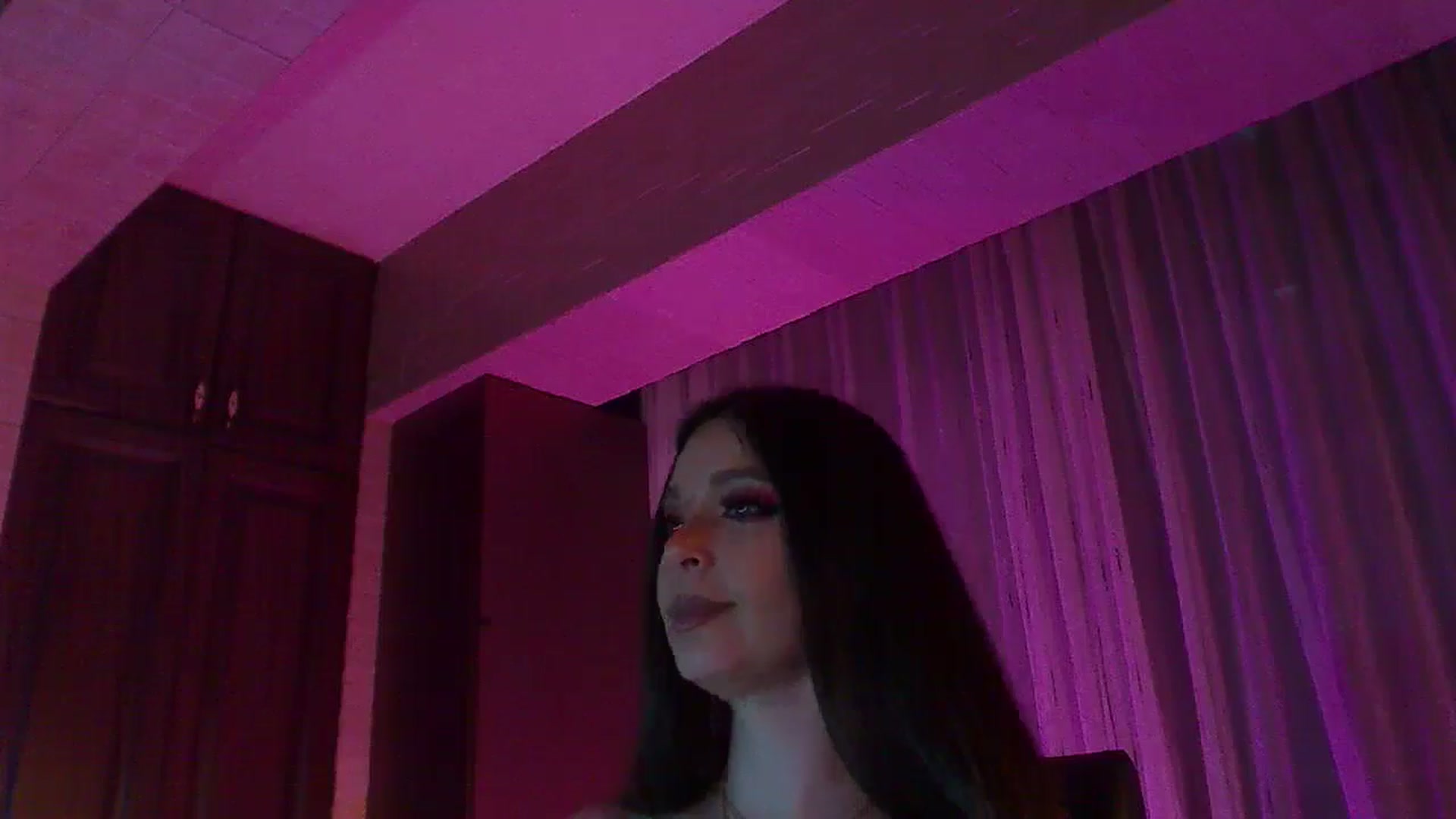Gallery image thumbnail from No_bo_dy's myfreecams stream on, 04/25/2026, 05:21 image 20 of 20