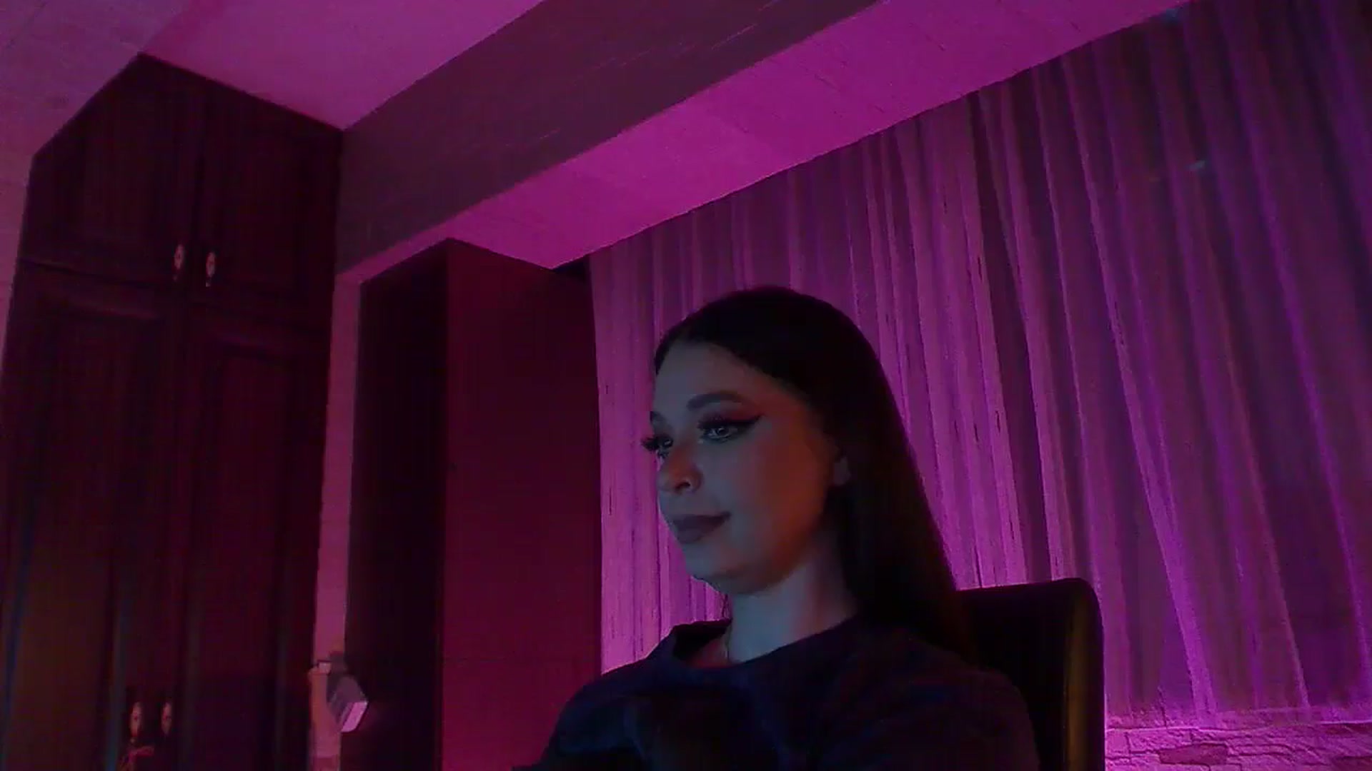 Gallery image thumbnail from No_bo_dy's myfreecams stream on, 04/26/2026, 03:27 image 9 of 20
