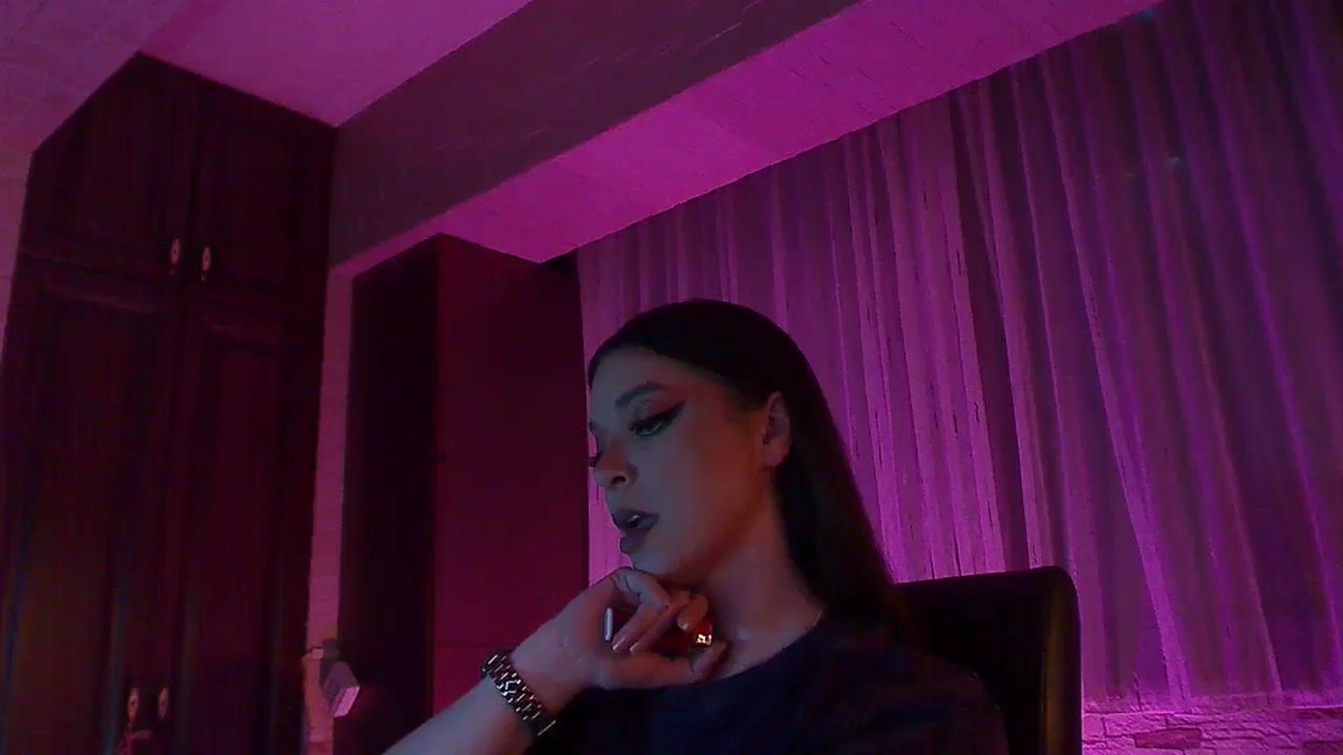 Gallery image thumbnail from No_bo_dy's myfreecams stream on, 04/26/2026, 03:27 image 6 of 20