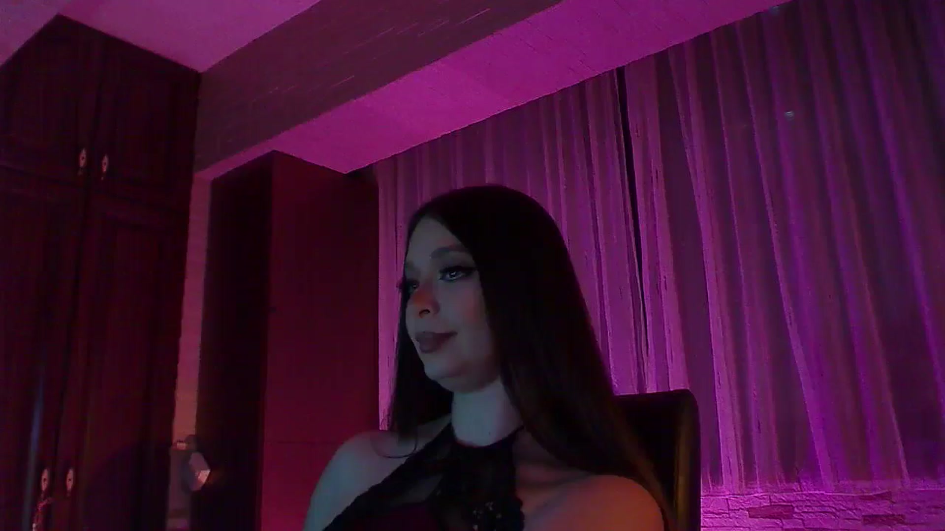 Gallery image thumbnail from No_bo_dy's myfreecams stream on, 05/03/2026, 24:56 image 14 of 20