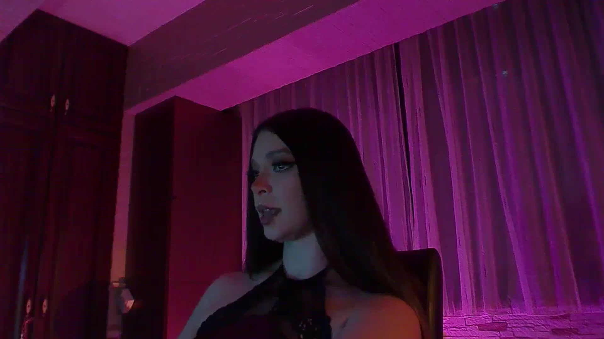 Gallery image thumbnail from No_bo_dy's myfreecams stream on, 05/03/2026, 24:56 image 4 of 20