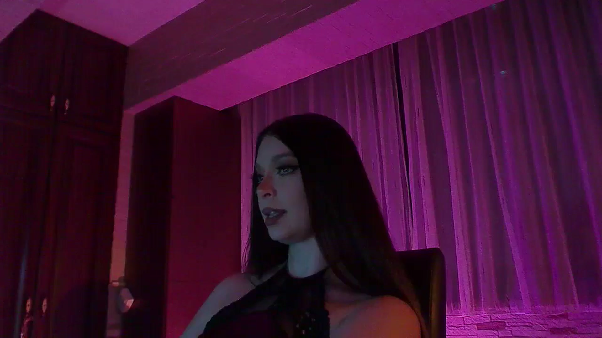 Gallery image thumbnail from No_bo_dy's myfreecams stream on, 05/03/2026, 24:56 image 19 of 20