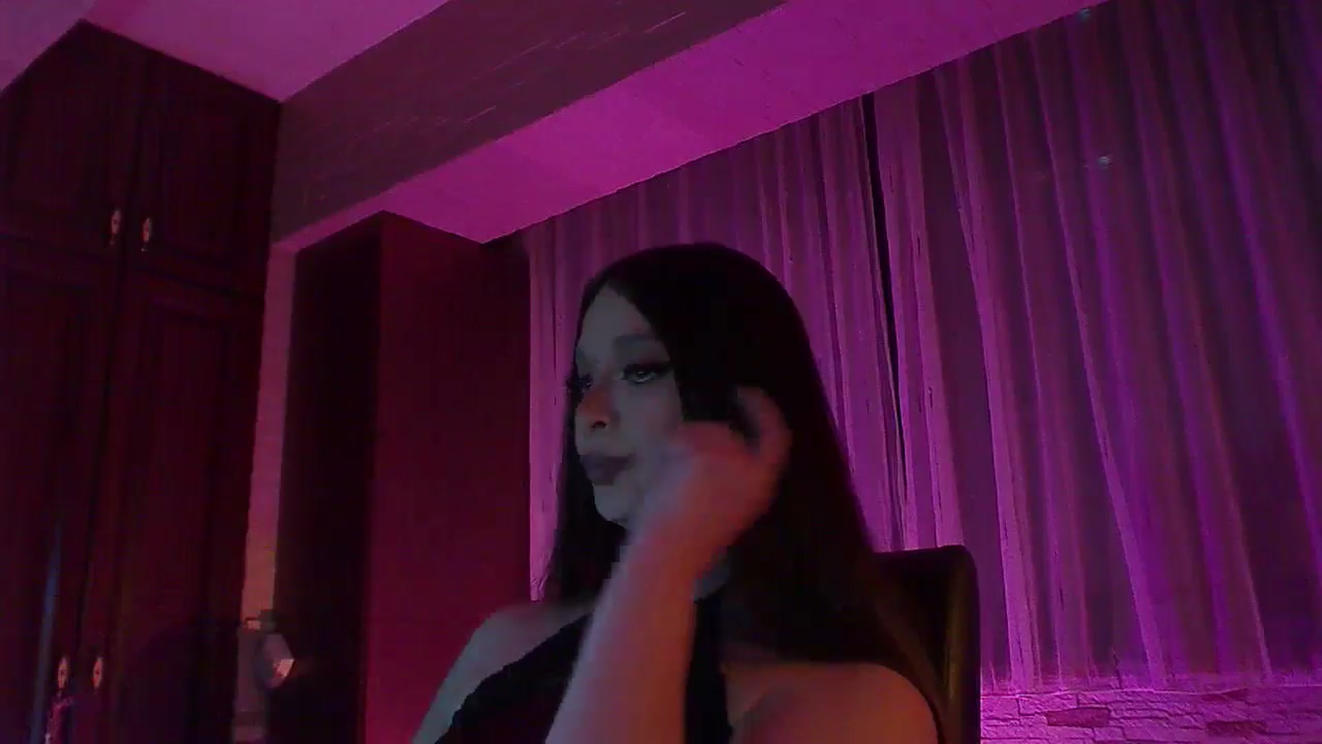 Gallery image thumbnail from No_bo_dy's myfreecams stream on, 05/03/2026, 24:56 image 20 of 20