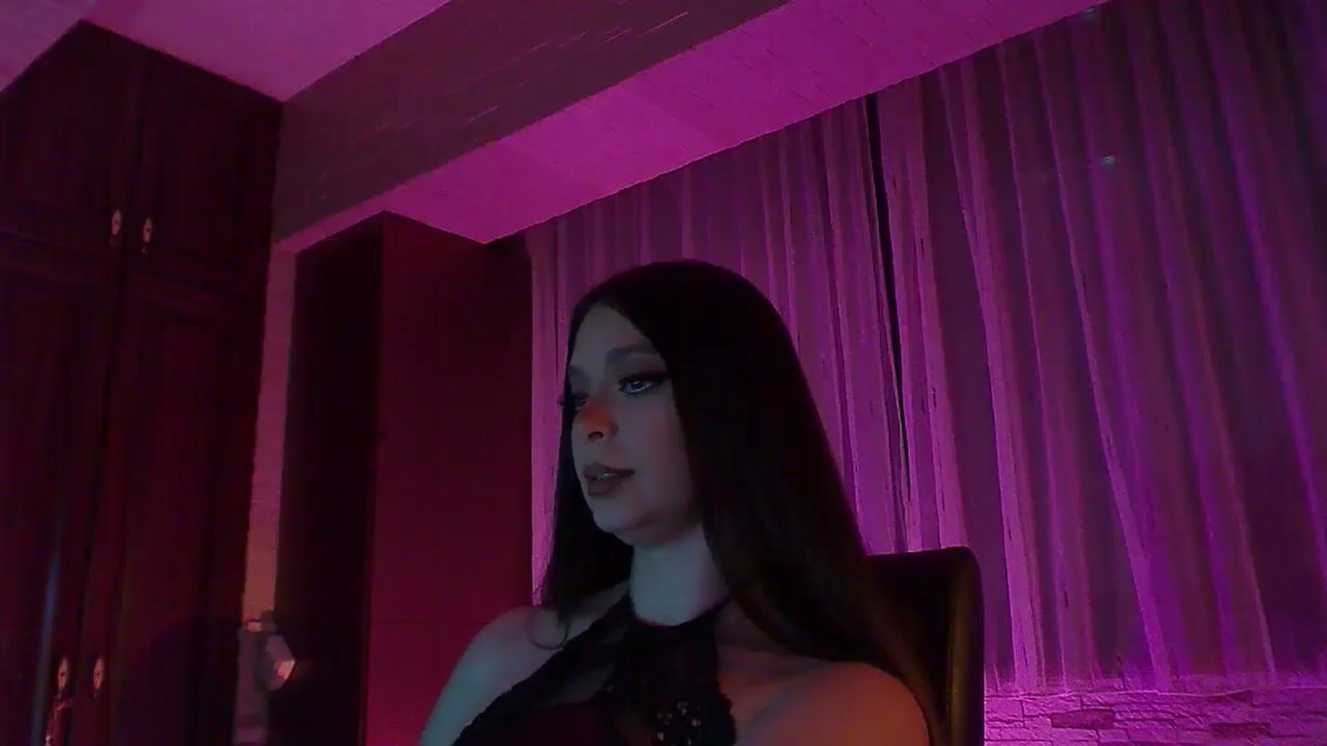 Gallery image thumbnail from No_bo_dy's myfreecams stream on, 05/03/2026, 24:56 image 12 of 20