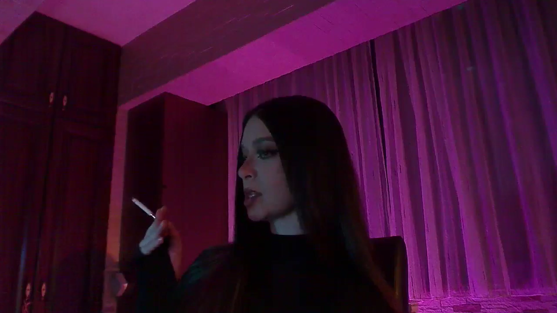 Gallery image thumbnail from No_bo_dy's myfreecams stream on, 05/04/2026, 01:24 image 17 of 20