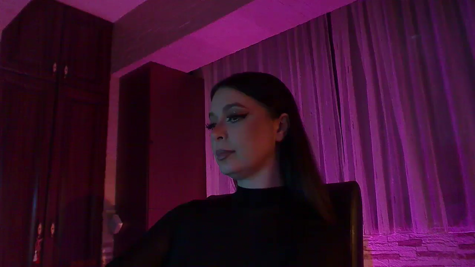 Gallery image thumbnail from No_bo_dy's myfreecams stream on, 05/04/2026, 03:48 image 5 of 20