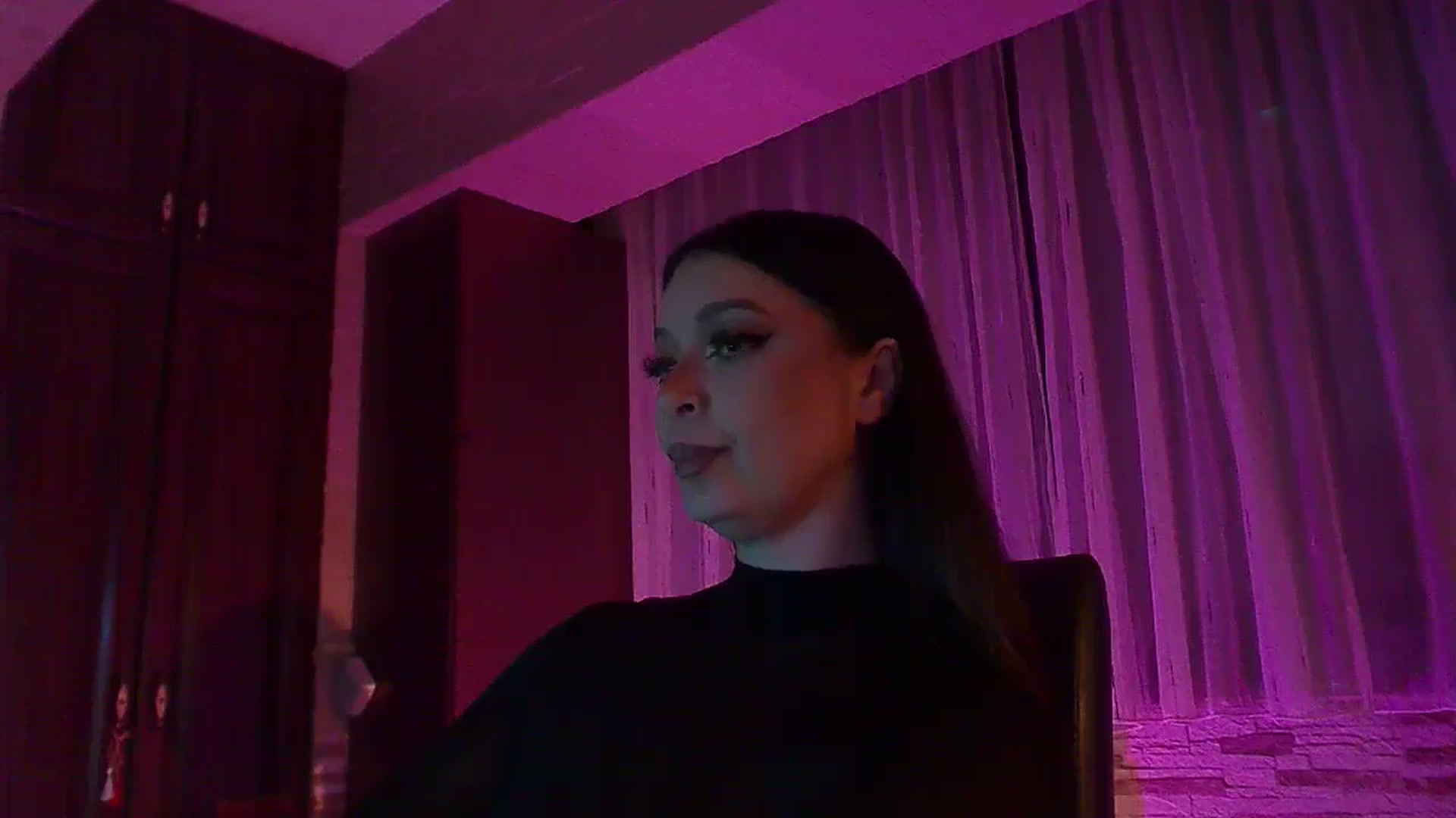 Gallery image thumbnail from No_bo_dy's myfreecams stream on, 05/04/2026, 03:48 image 7 of 20